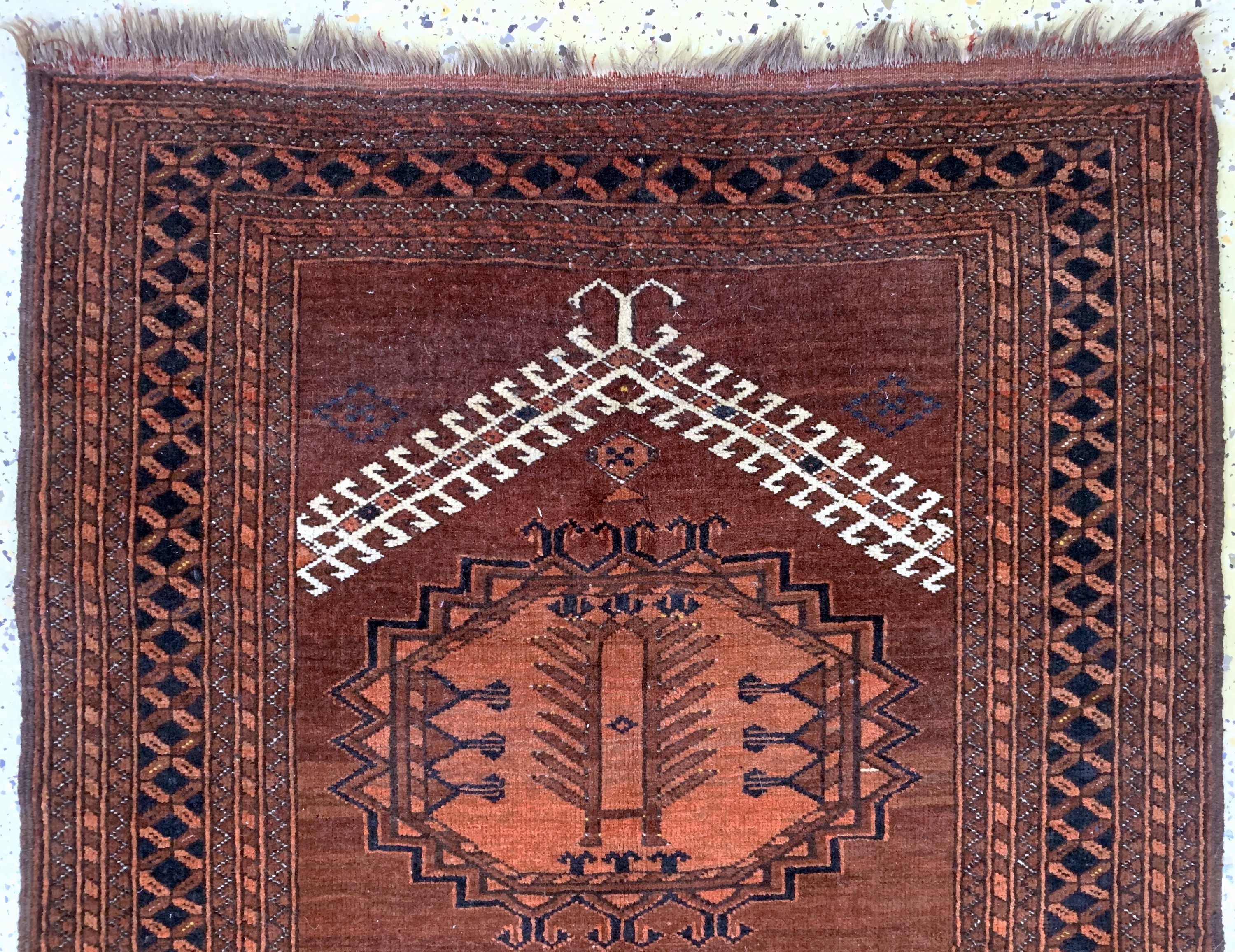 Detail a: Ersai"Gebetsteppich", Afghanistan, Anfang 20.Jhd, Wolle auf Wolle, ca. 139 x 86 cm, EHZ:2