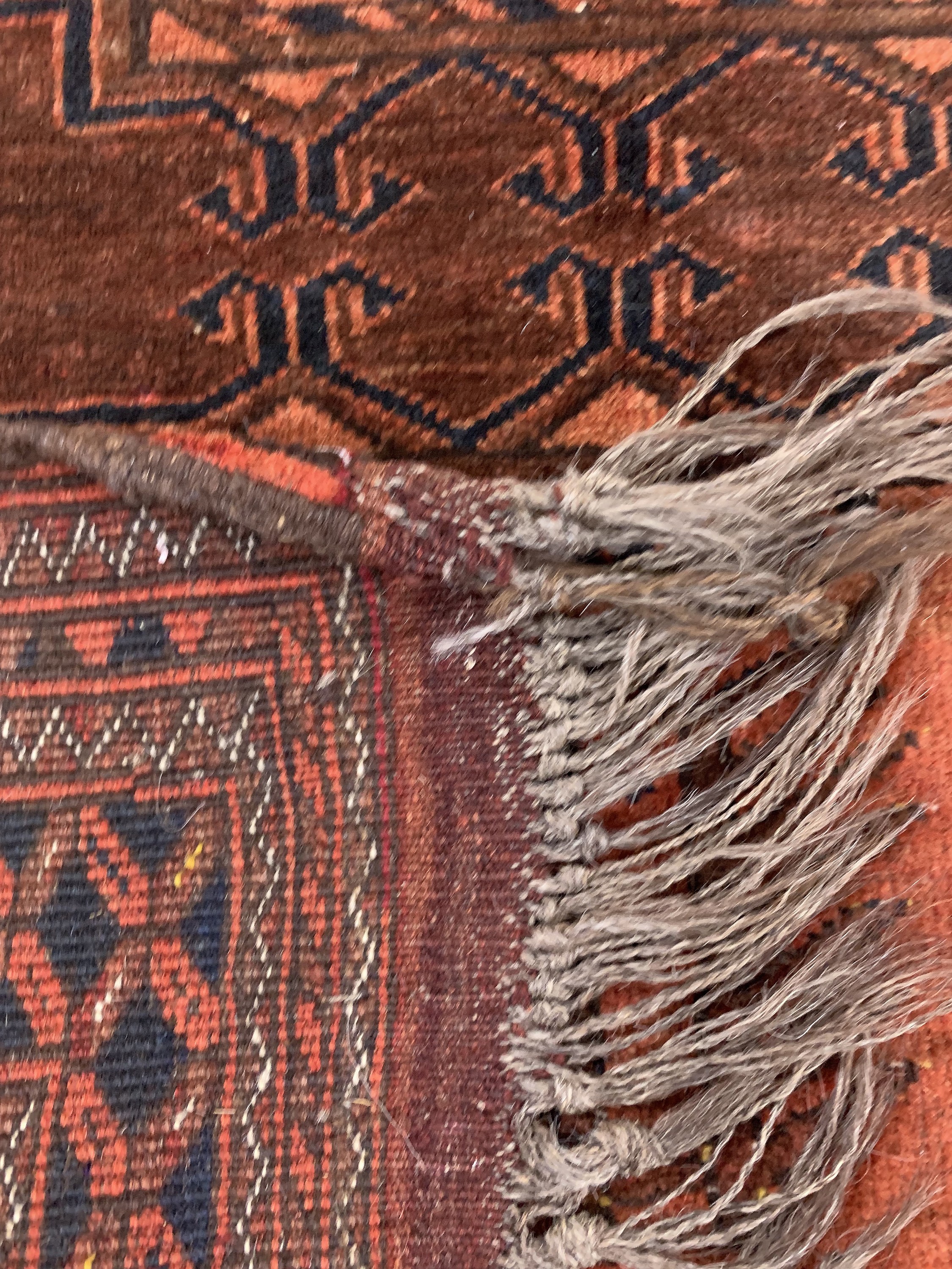 Detail d: Ersai"Gebetsteppich", Afghanistan, Anfang 20.Jhd, Wolle auf Wolle, ca. 139 x 86 cm, EHZ:2