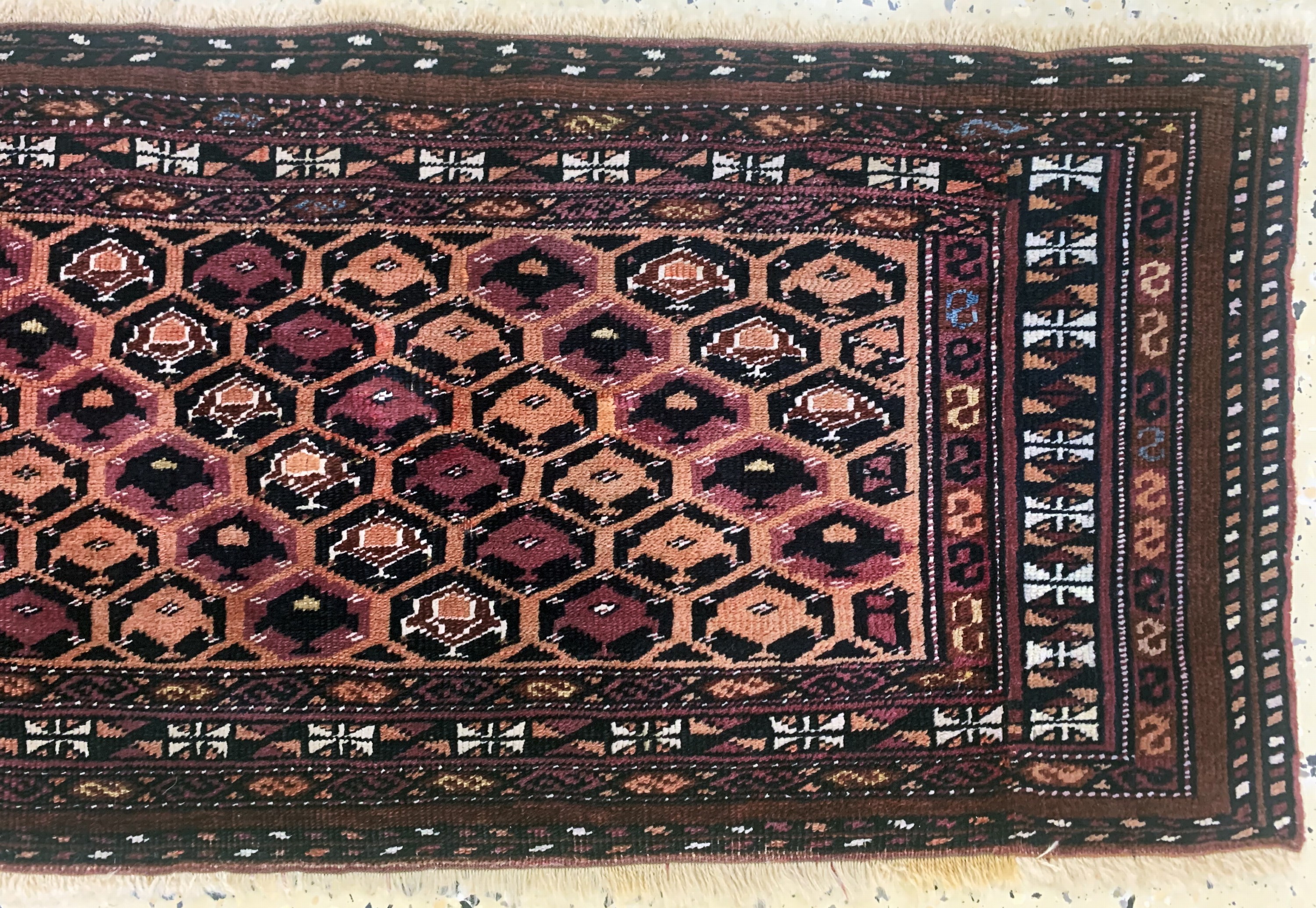 Detail a: Saryk Torba antik, Turkmenistan, 19.Jhd, Wolle mit"Seide"auf Wolle, ca. 148 x 38 cm, EHZ: 2