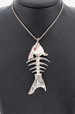 Image Ausgefallener Anhänger ´Fisch´, Silber, in sich bewegl., Augen kl. korallenfarbene ...