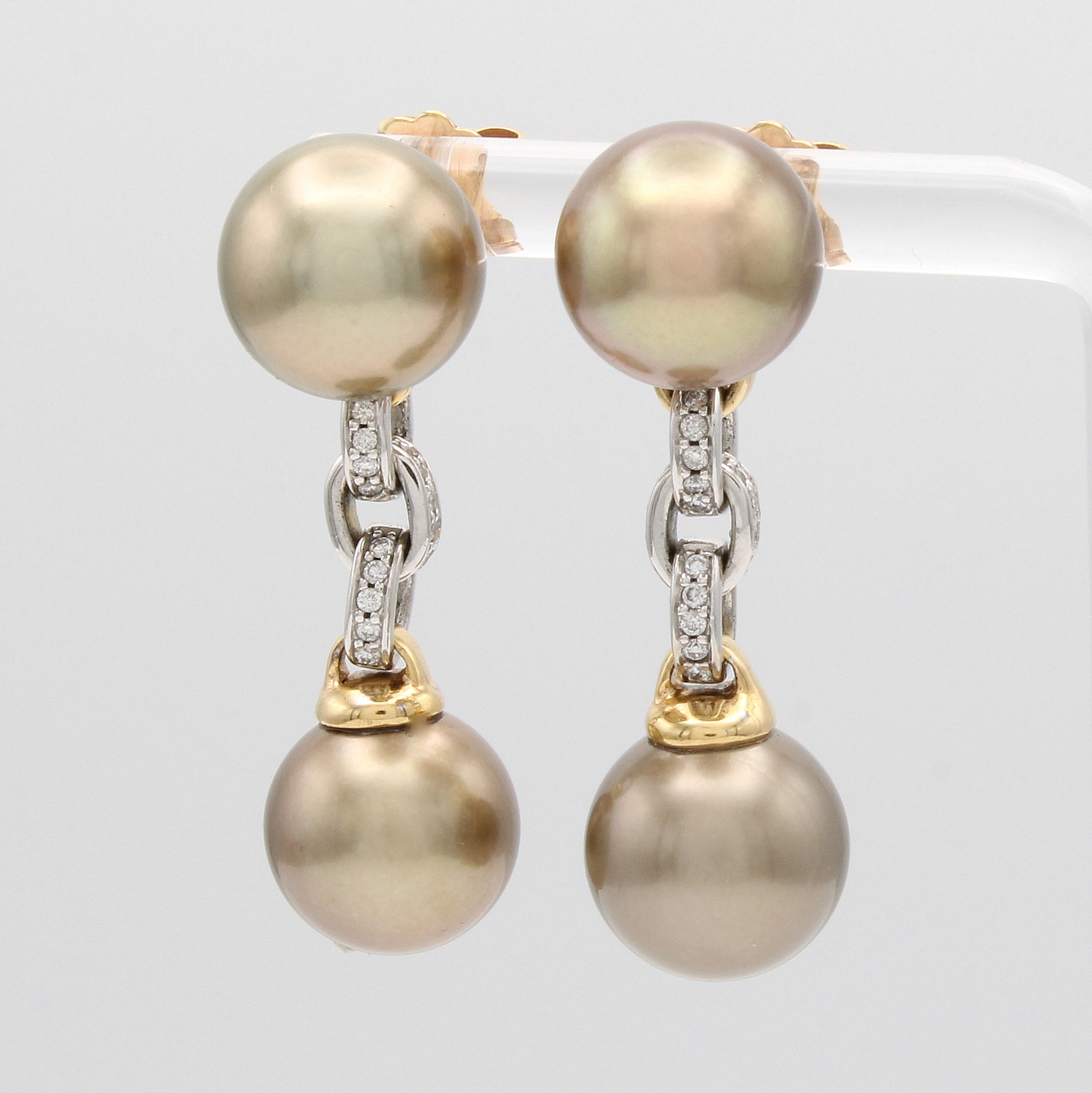 Image 26990213 - Paar Ohrgehänge mit Tahitizuchtperlen und Brillanten, RG/WG 750/000, 40 Brill. zus. ca. ...