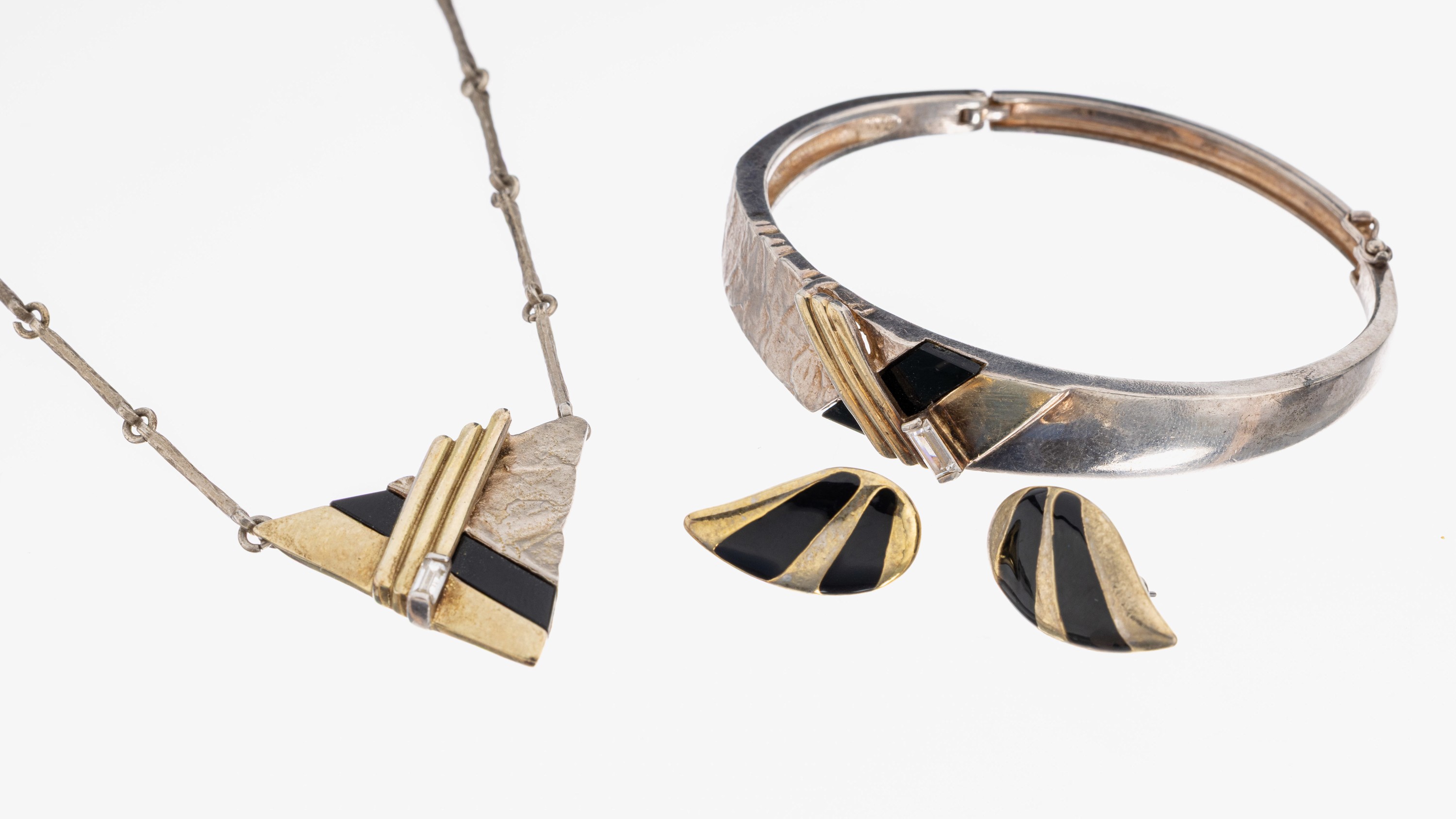 Image 26990227 - Design Schmuckset, 925er Silber, part. verg., best. aus: 1 Armreif, ca. 6 x 5.4 cm, ...