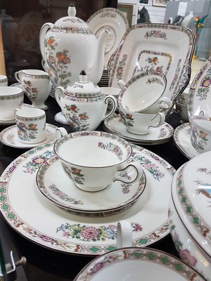 26990203g - Speiseservice, Wedgwood, England, Dekor Kutani Crane, Porzellan, Umdruckdekor, 10 ...