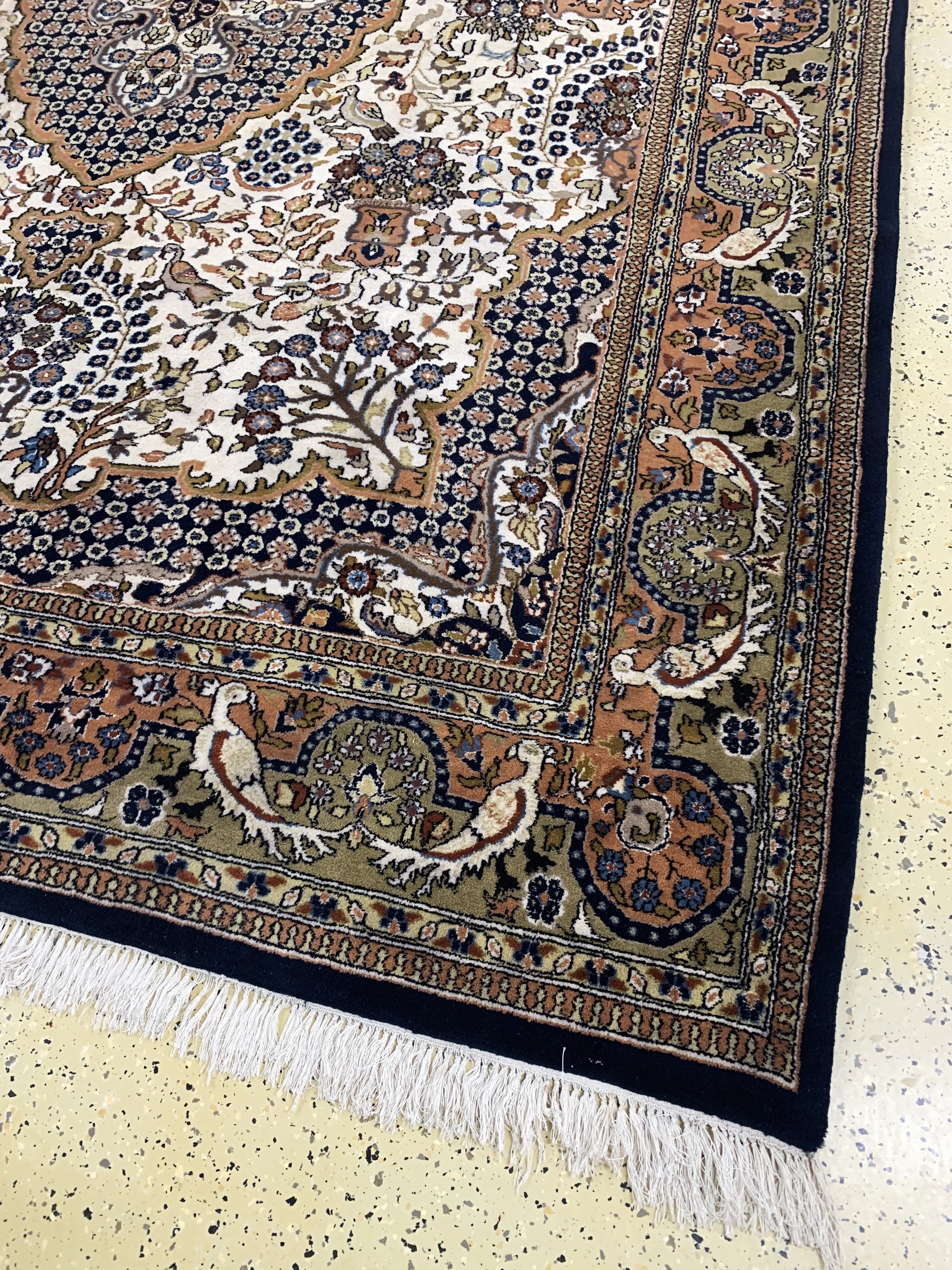 Detail a: Indo Sarogh, Indien, Ende 20.Jhd, Wolle aufBaumwolle, ca. 340 x 253 cm, EHZ: 2