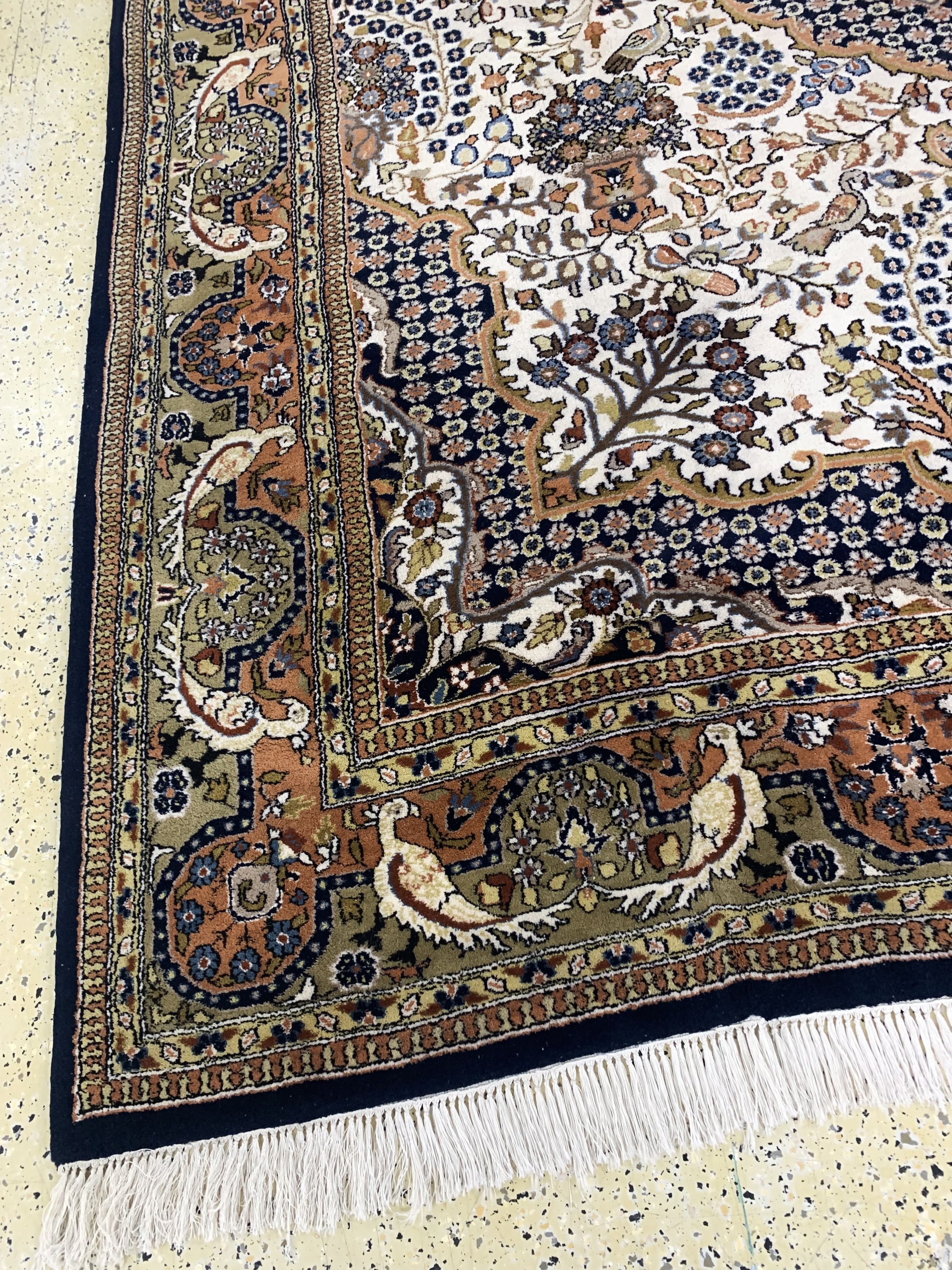 Detail g: Indo Sarogh, Indien, Ende 20.Jhd, Wolle aufBaumwolle, ca. 340 x 253 cm, EHZ: 2