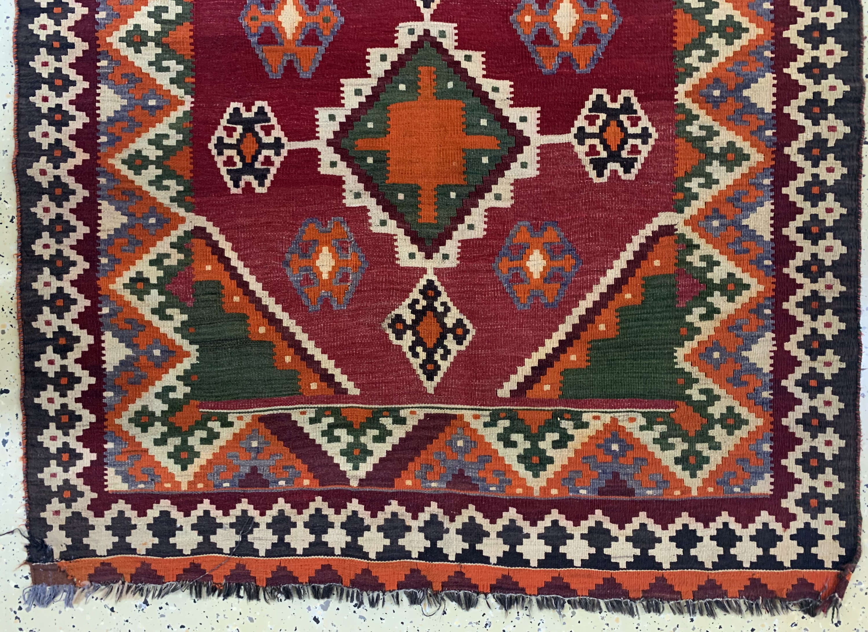 Detail c: Ghaschgai Kelim, Persien, Anfang 20.Jhd, Wolle auf Wolle, ca. 292 x 123 cm, EHZ: 2(restauriert)