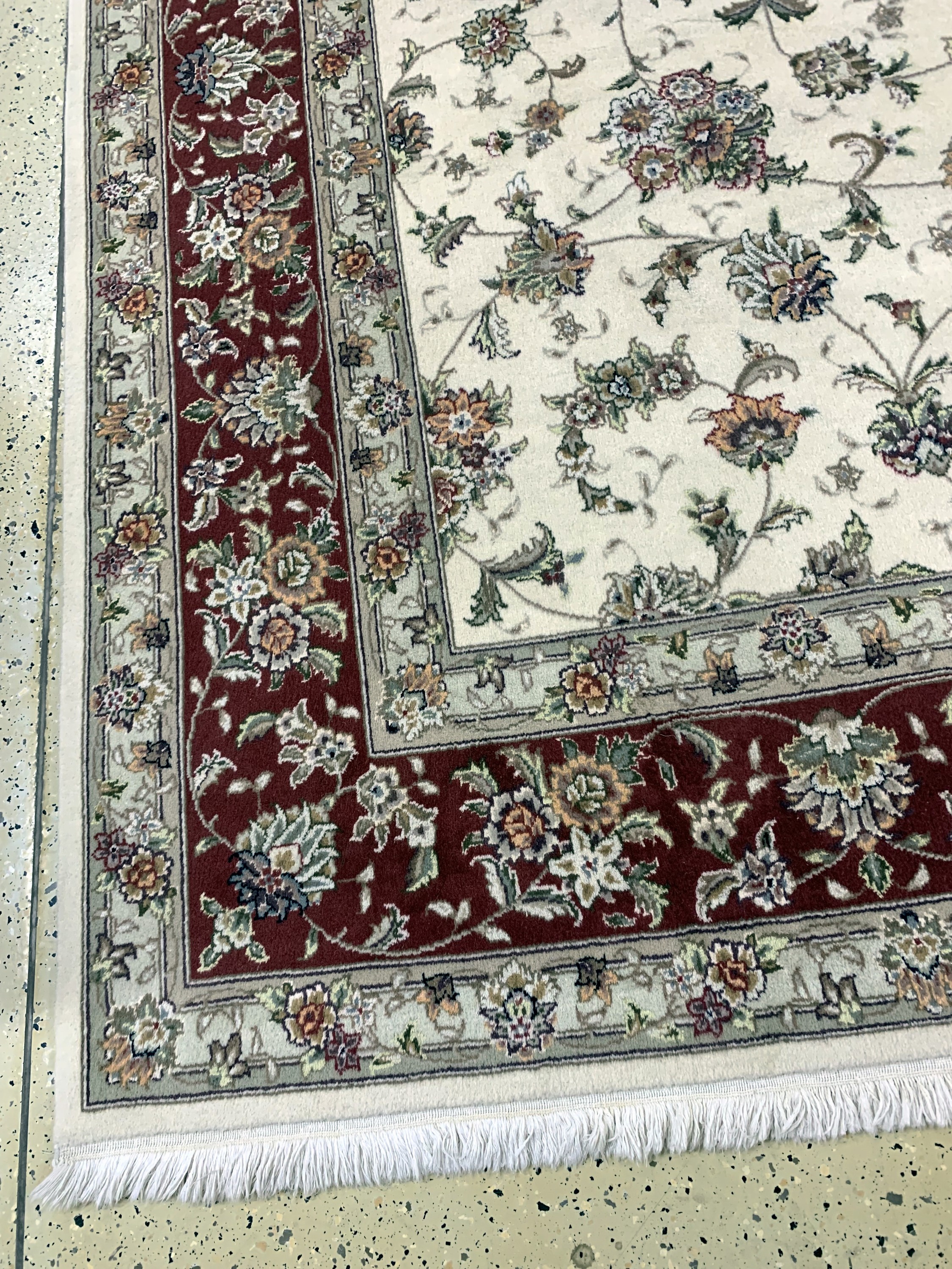 Detail c: Indo Täbriz, Indien, Ende 20.Jhd, Wolle mitSeide, ca. 359 x 273 cm, gereinigt, EHZ: 1-2