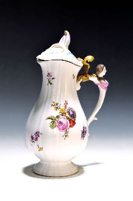 Image Kanne/Krug, Meissen, um 1745, Entwurf J.J. Kaendler, Griff mit Frauenbüste dekoriert, ...