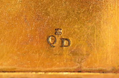 26990826b - Doppeldose, wohl Meissen, um 1750, Porzellan, Veilchendekor in Rauten, blau staffiert, ...