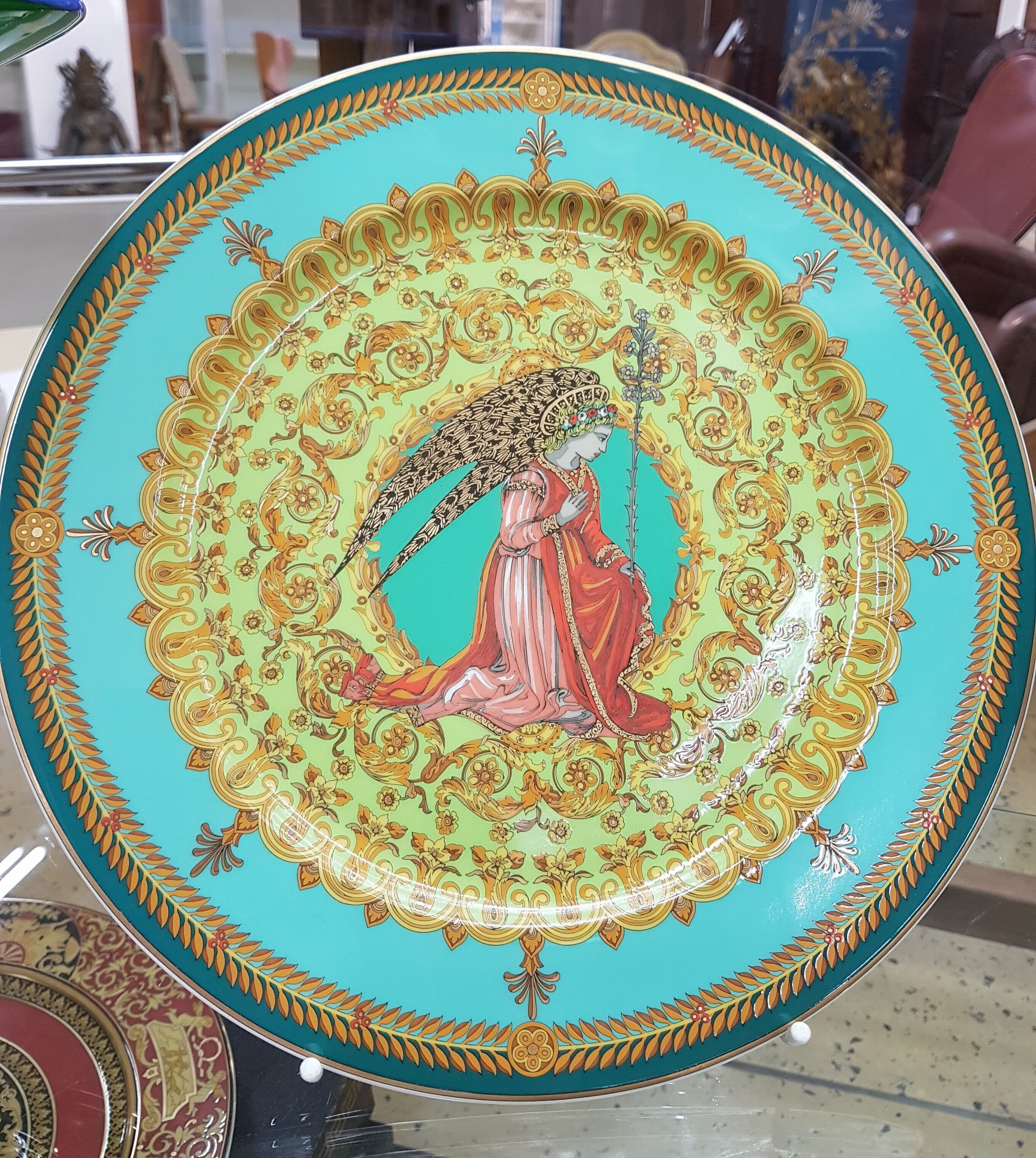 Detail a: 5 Weihnachts- und Zierteller, Rosenthal, Entwurf Gianni Versace, 1x Gold Ivy 31cm; Medusa, 31cm, Weihnachtsteller 1995, 1996 und 1997, D. ca. 31cm, ...