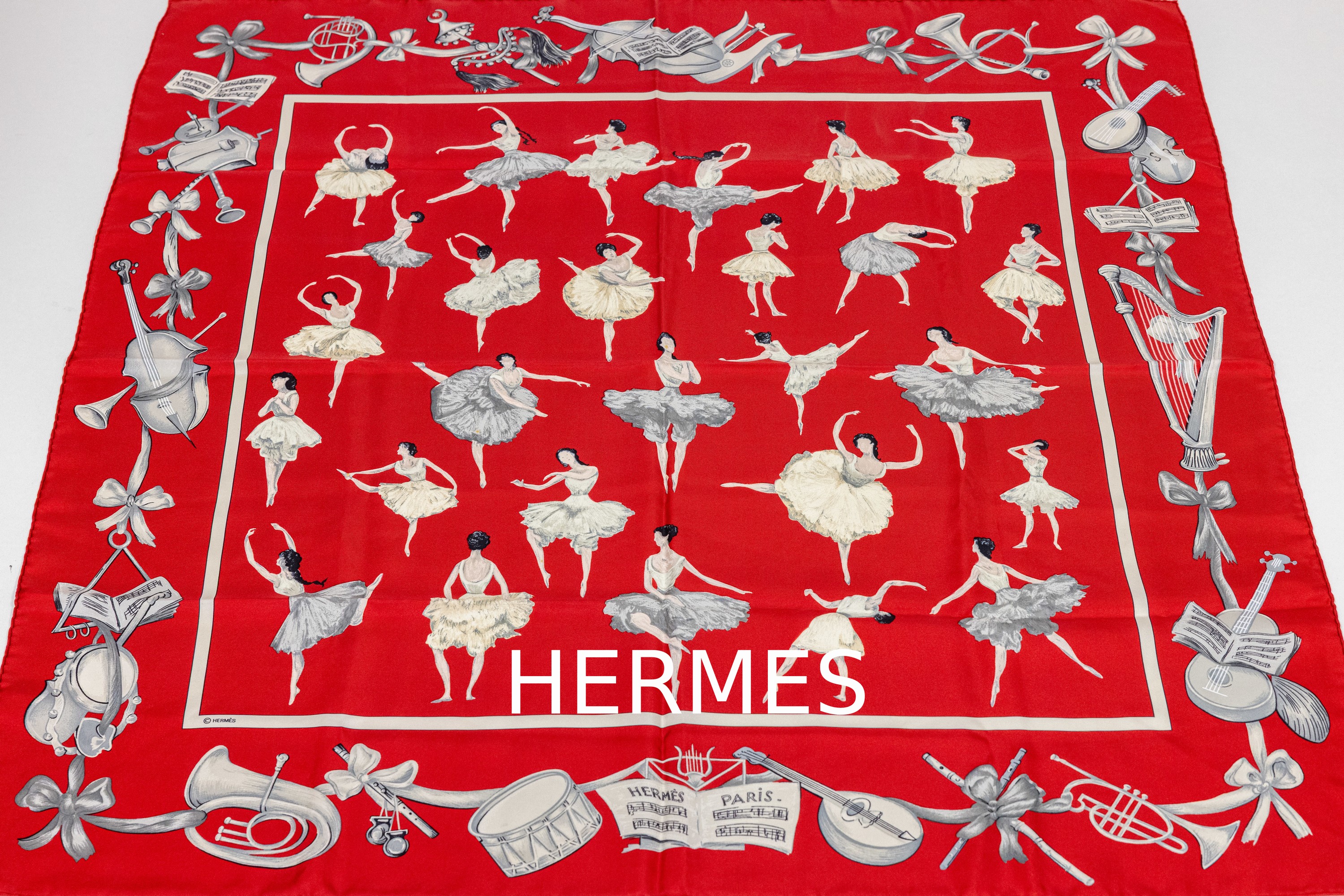 Image 26991154 - HERMES Seiden Carree, La Danse, Design Jean-Louis Clerc, rotgrundig, ...