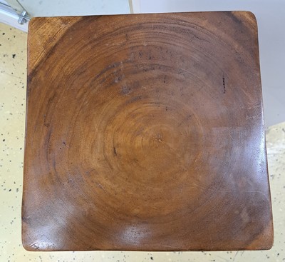 26991130i - Blumensäule, 20.Jh., Hartholz massiv, H. ca. 76 cm