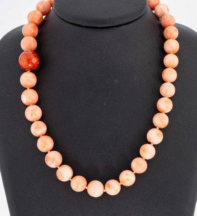 Image Korallen-Collier, Engelhautkorallen-Kugeln,D. ca. 11.4-12.7 mm, Bajonetteschließe, ...