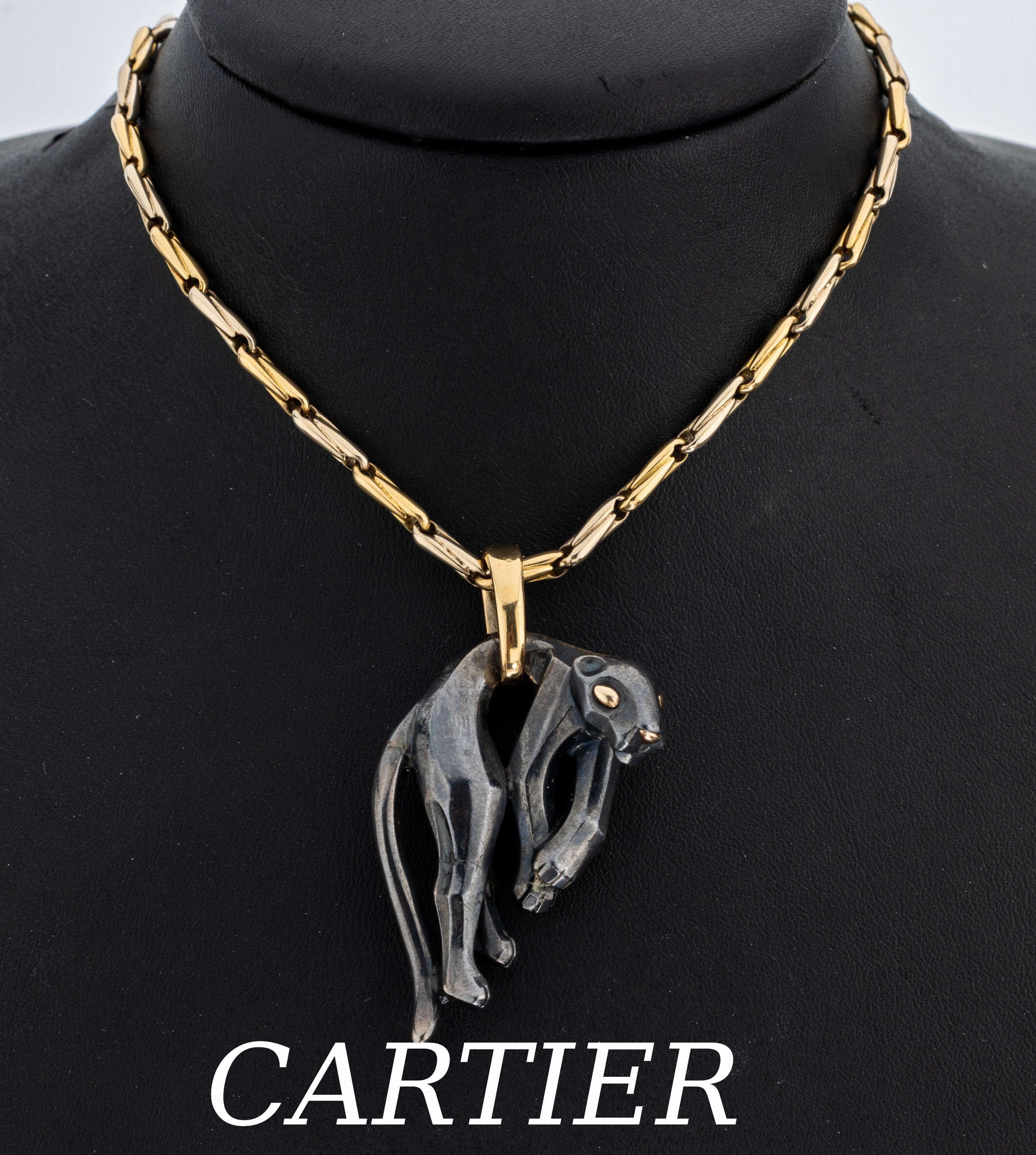 Image 26991495 - CARTIER Panther Anhänger, Panther Metall geschwärzt, Öse 18 kt Gold, GG 750/000, ...
