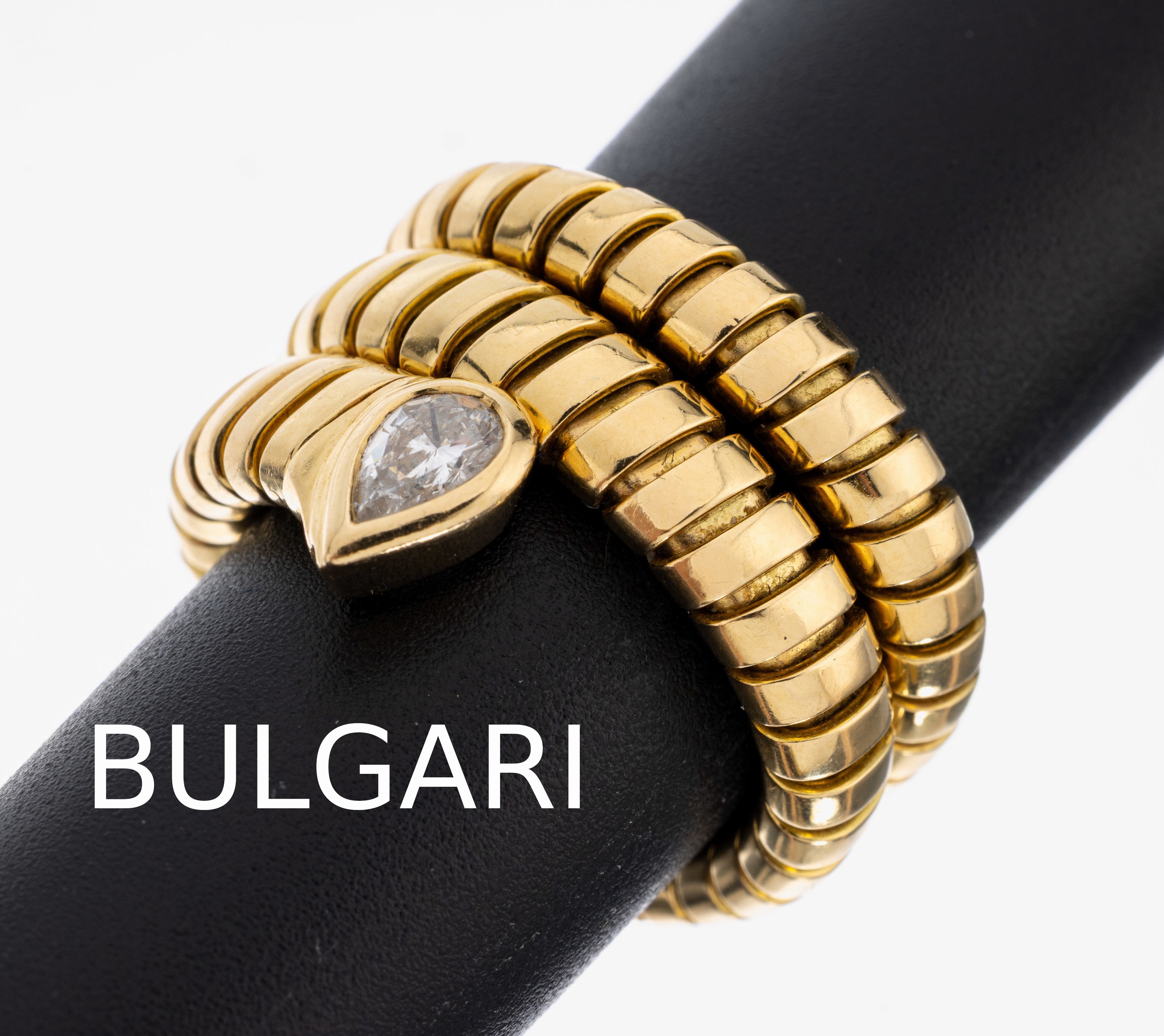 Image 26991498 - 18 kt Gold BULGARI Diamant-Ring, GG 750/000, Modell Serpenti Tubogas, 1 Diamant- ...