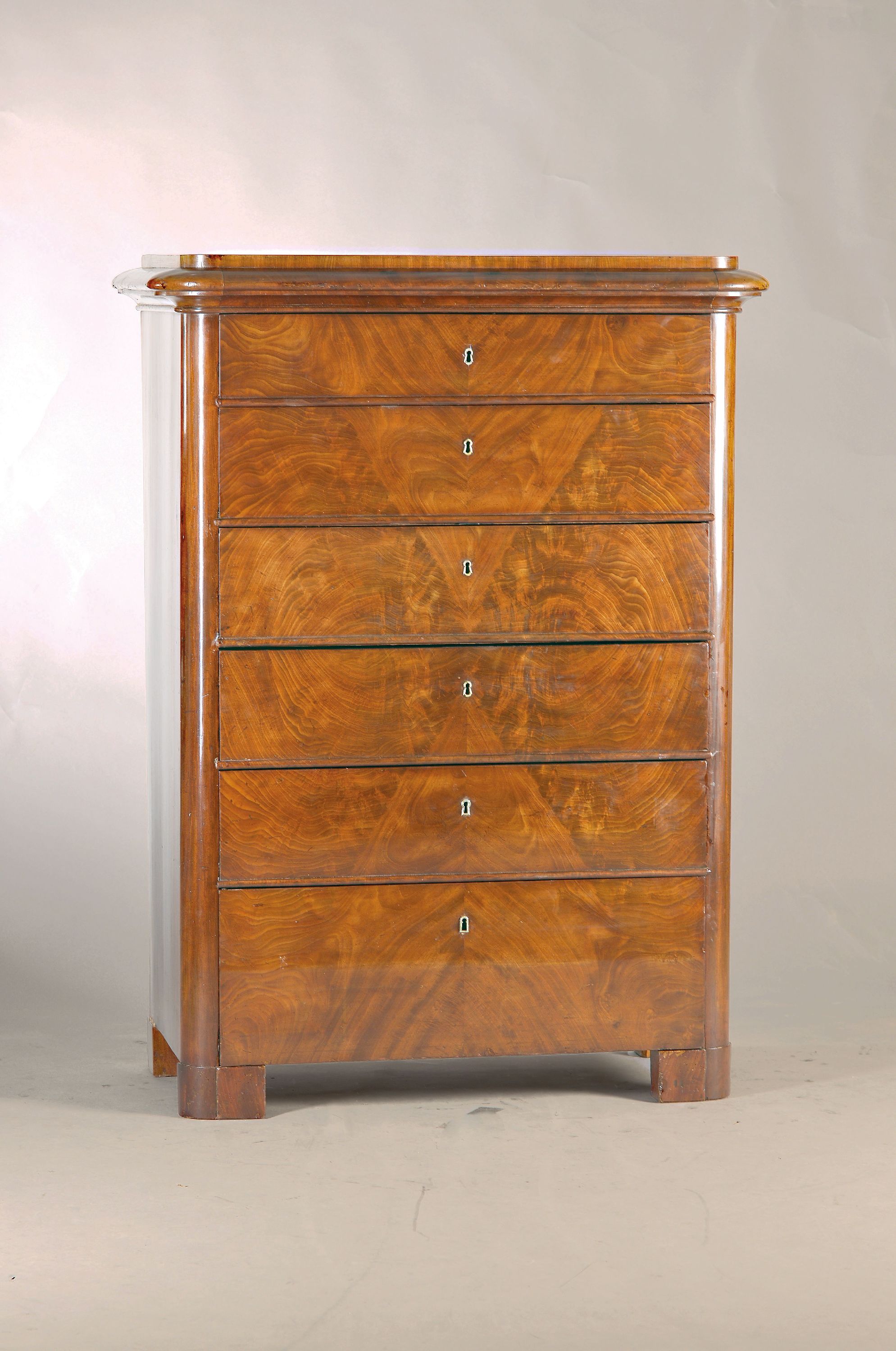 Image 26991964 - Chiffoniere/Hochkommode, Biedermeier, um 1840 , Mahagonifurnier, 6 Schubladen, ca. 148 x ...