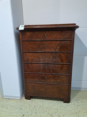 26991964a - Chiffoniere/Hochkommode, Biedermeier, um 1840 , Mahagonifurnier, 6 Schubladen, ca. 148 x ...