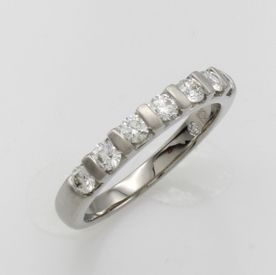 Image Ring mit Brillanten, WG 585/000, 7 Brill. zus. ca. 0.52 ct Weiß/si, Zwischenteile ...