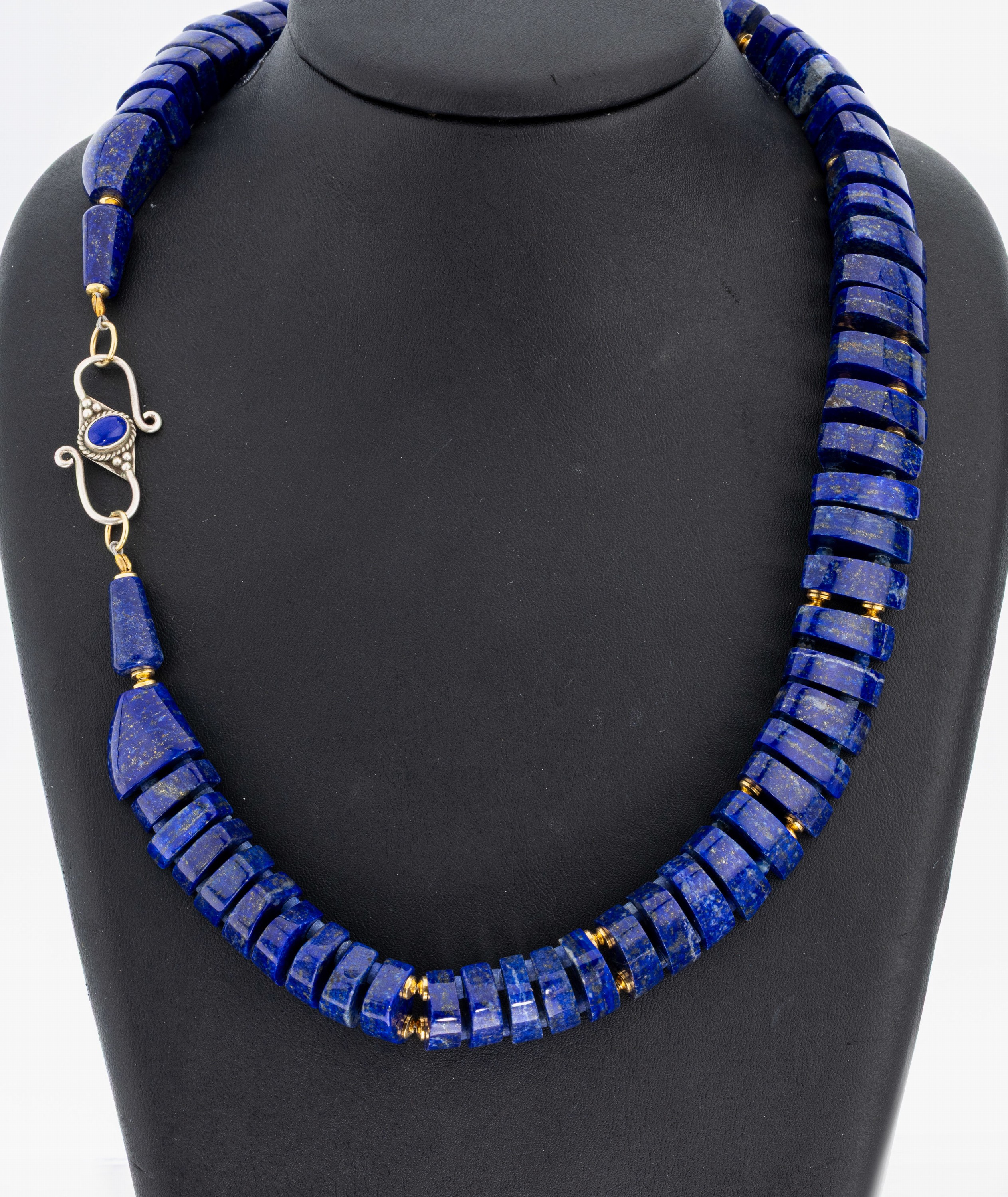 Image 26992652 - Lapislazuli-Collier, abgerundete Zwischenglieder, sehr anschmiegsam, Zwischenglieder ...