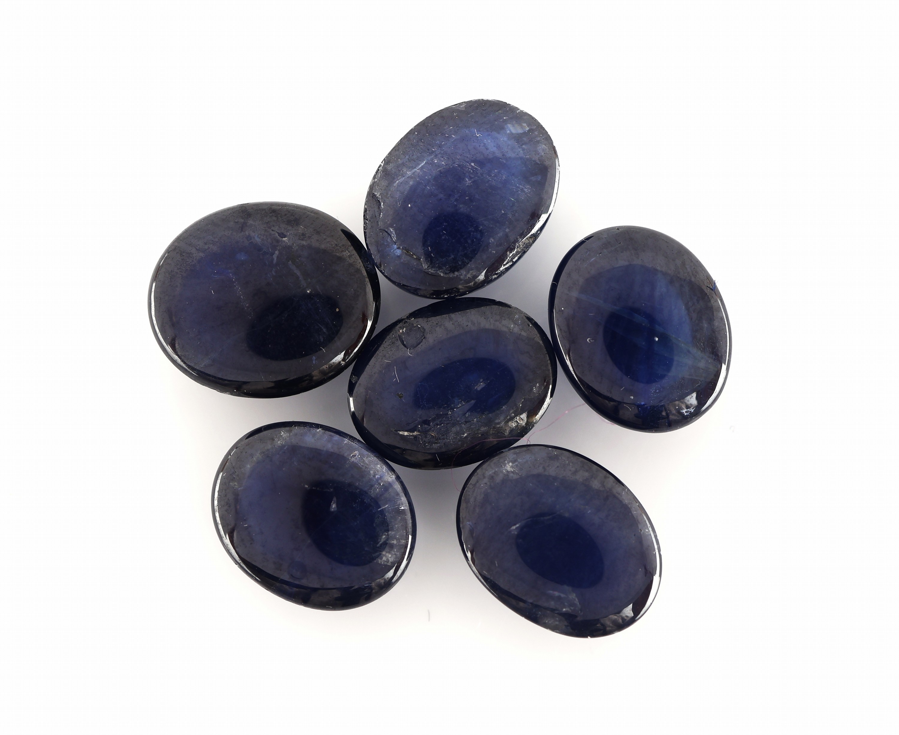 Detail a: Lot 6 lose Saphire zus. ca. 25.09 ct, ovale Cabochons