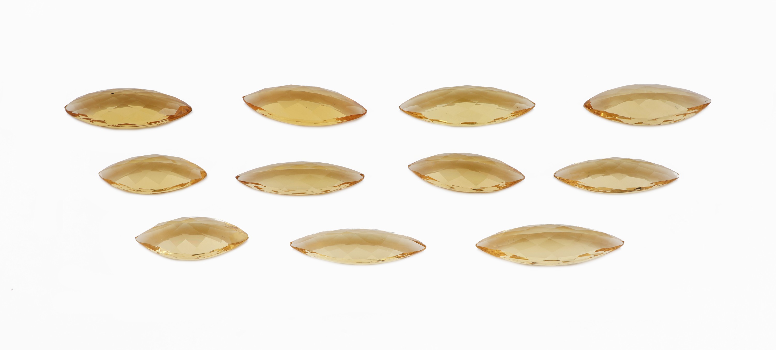 Detail a: Lot lose Goldberylle zus. ca. 34.36 ct, facett. Navettes