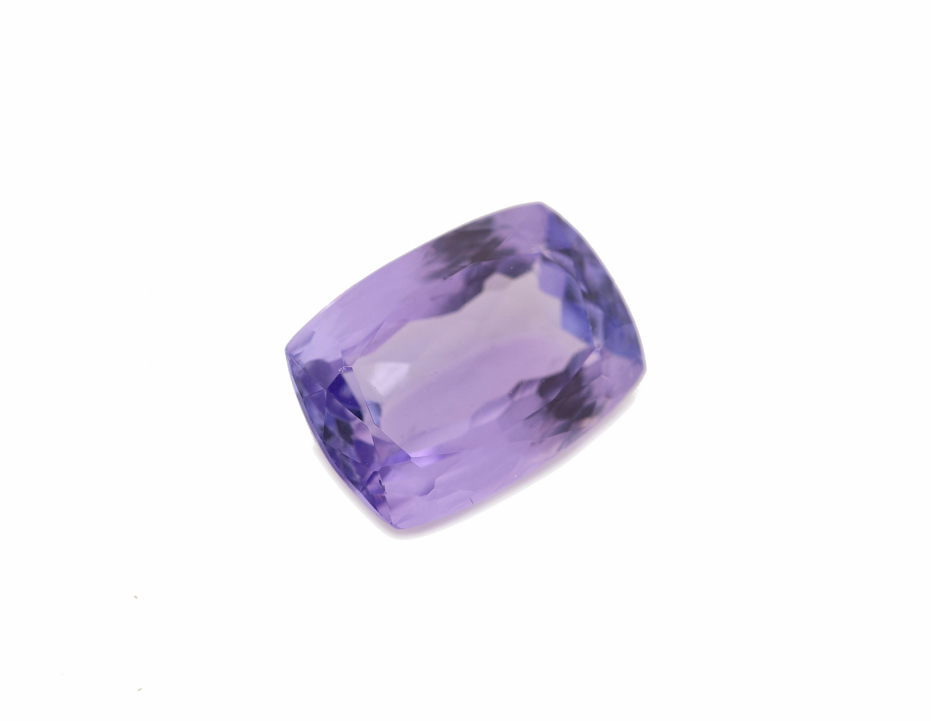 Detail a: Loser Tansanit ca. 3.74 ct, Kissenschliff