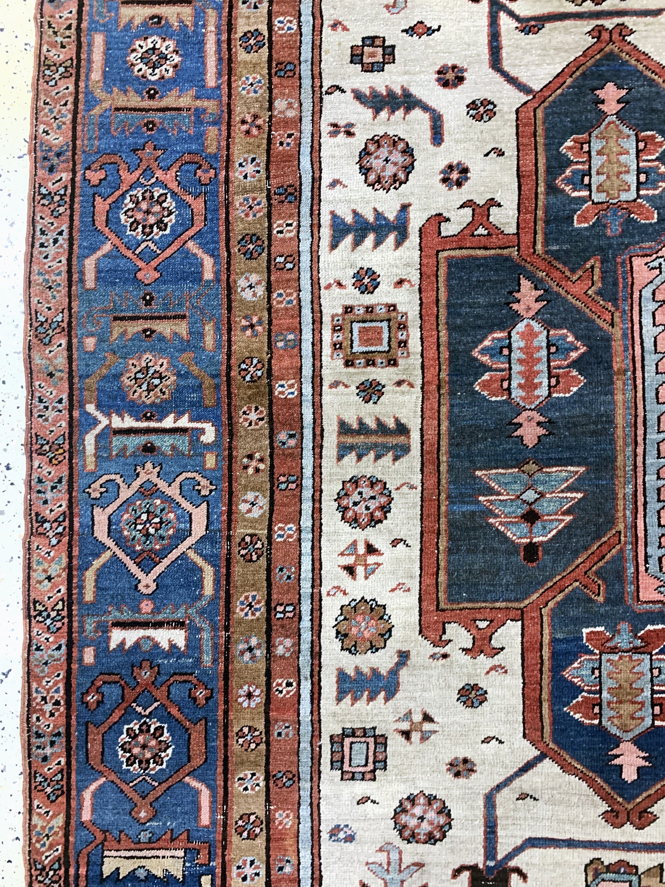 Detail d: Heriz"Serapi"antik, Persien, 19.Jhd, Wolle auf Baumwolle, ca. 351 x 262 cm, EHZ: 3