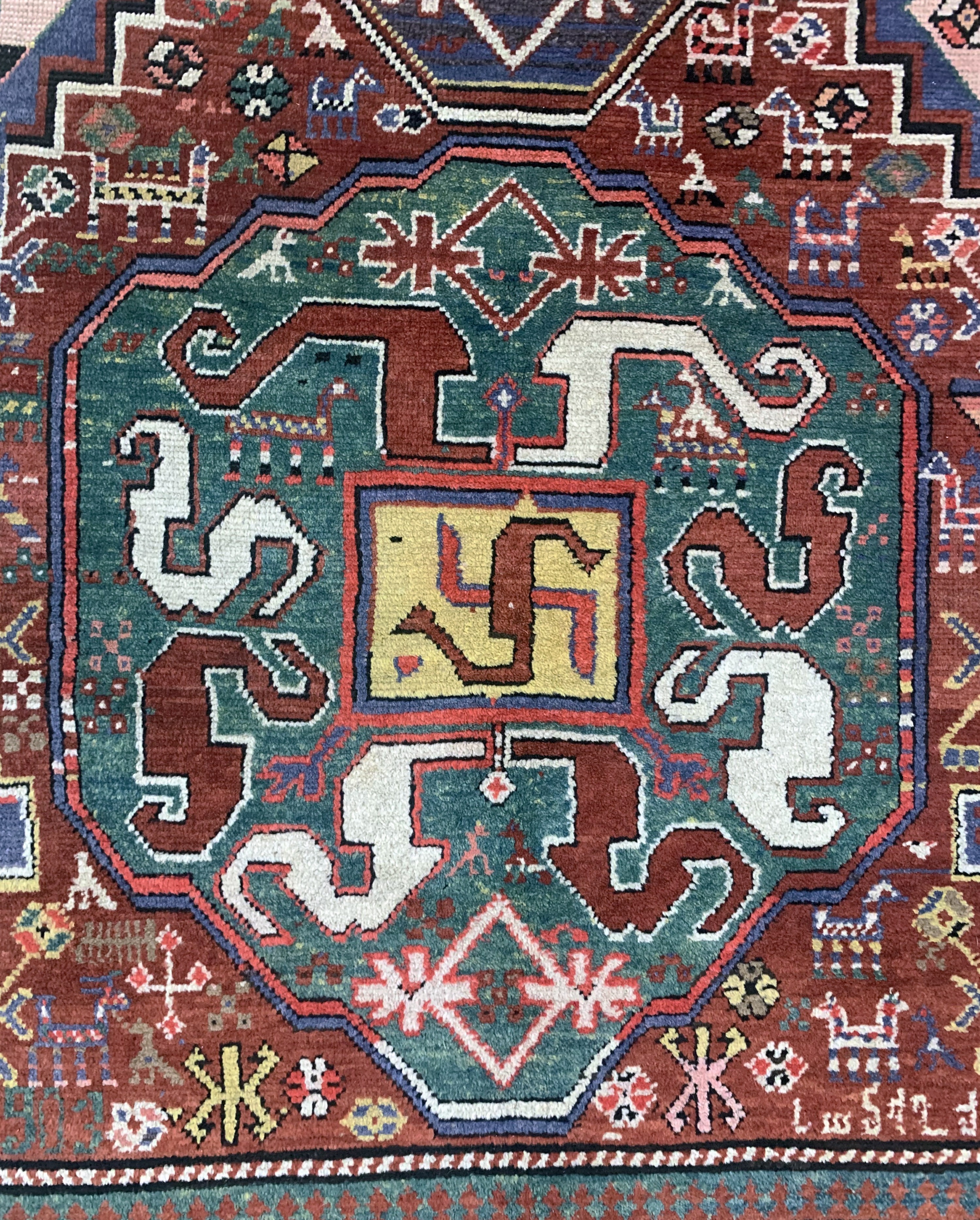 Detail e: "Wolkenband-Kazak"antik, Kaukasus, datiert 1903 , Wolle auf Wolle, ca. 245 x 137 cm, EHZ: 2-3