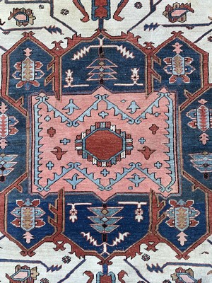 26992991e - Heriz´Serapi´antik, Persien, 19.Jhd, Wolle auf Baumwolle, ca. 351 x 262 cm, EHZ: 3