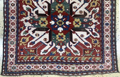 26992996c - Tchelaberd´Adler-Kazak´antik, Kaukasus, 19.Jhd, Wolle auf Wolle, ca. 210 x 137 cm, EHZ: ...