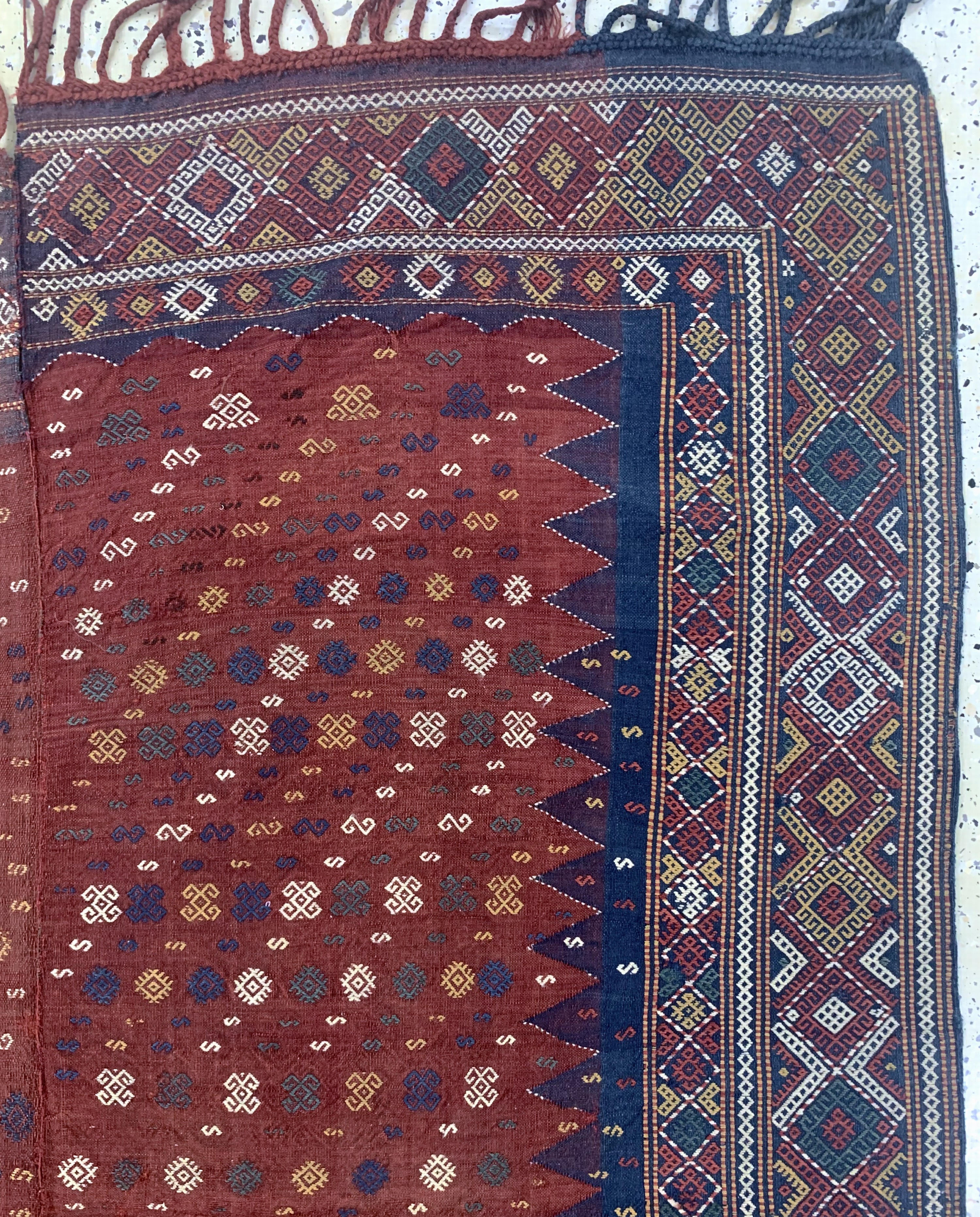 Detail d: "Verneh"antik(2 Bahnig), Kaukasus, 19.Jhd, Wolle auf Wolle, ca. 200 x 160 cm, EHZ: 2(geflickt)