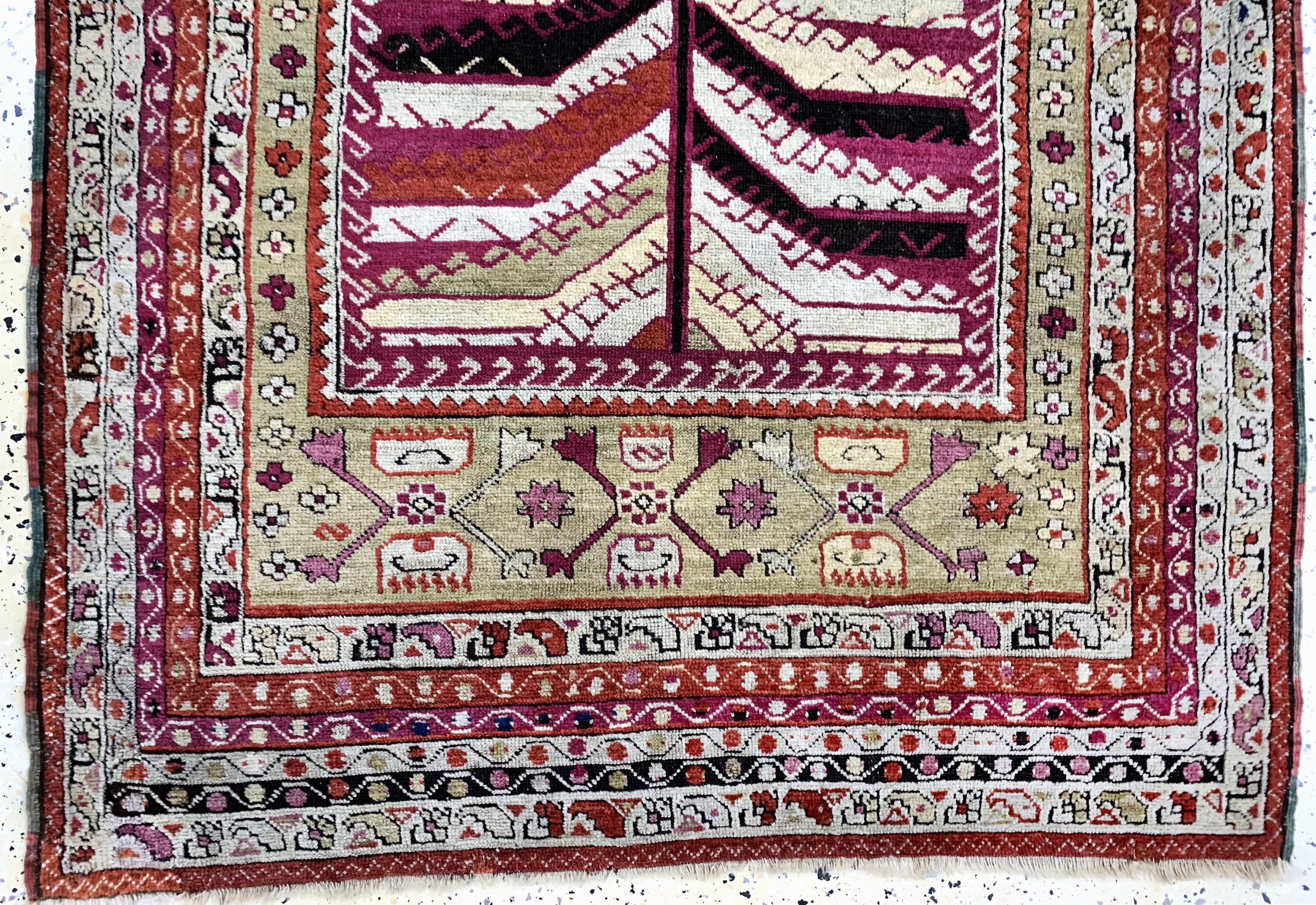 Detail b: Kirsehir antik, Türkei, datiert 1286(1864),Wolle auf Wolle, ca. 150 x 106 cm, EHZ: 2