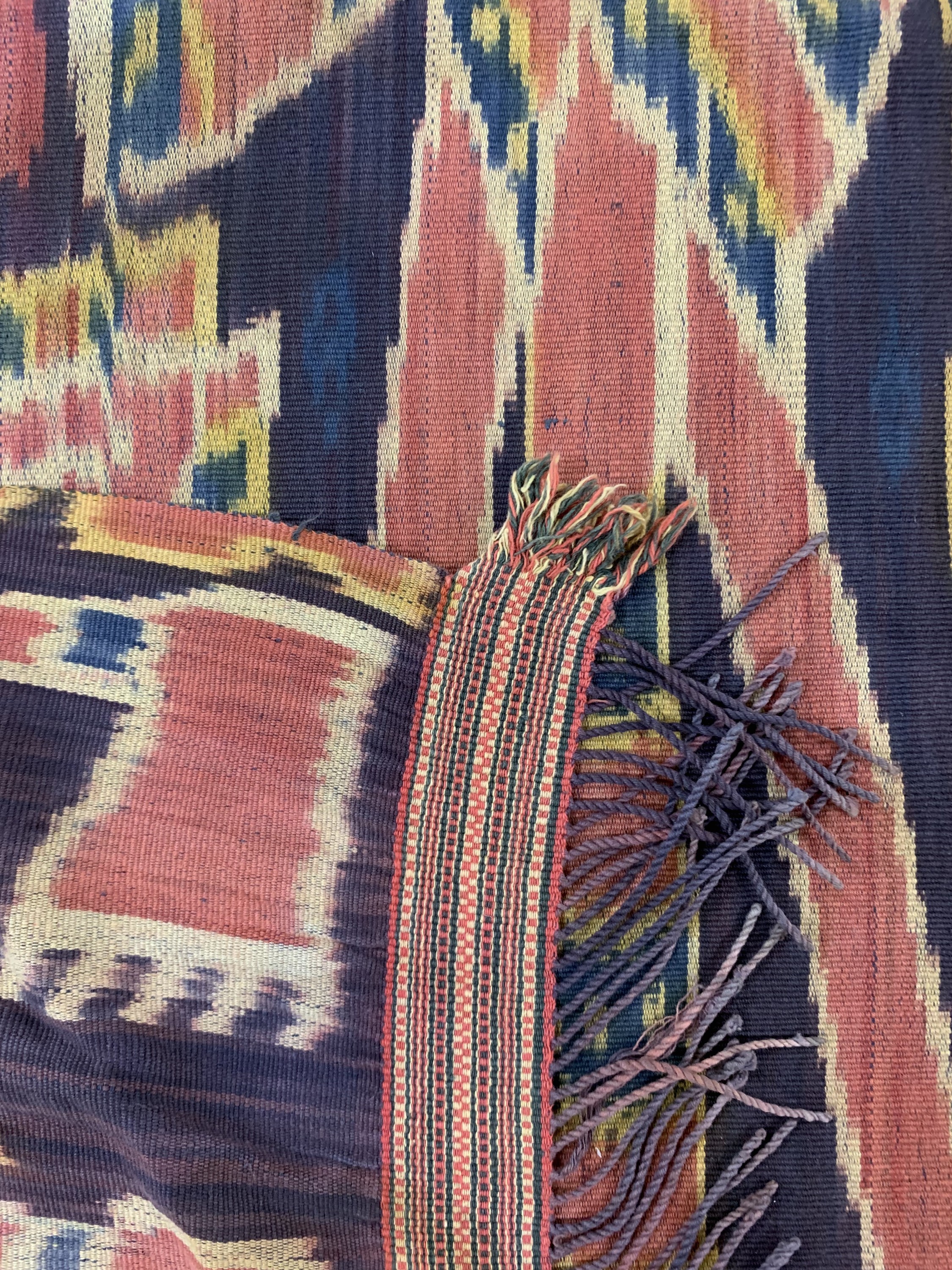 Detail e: Sumba"Ikat", Indonesien, Anfang 20.Jhd, Baumwolle, ca. 258 x 121 cm, EHZ: 2