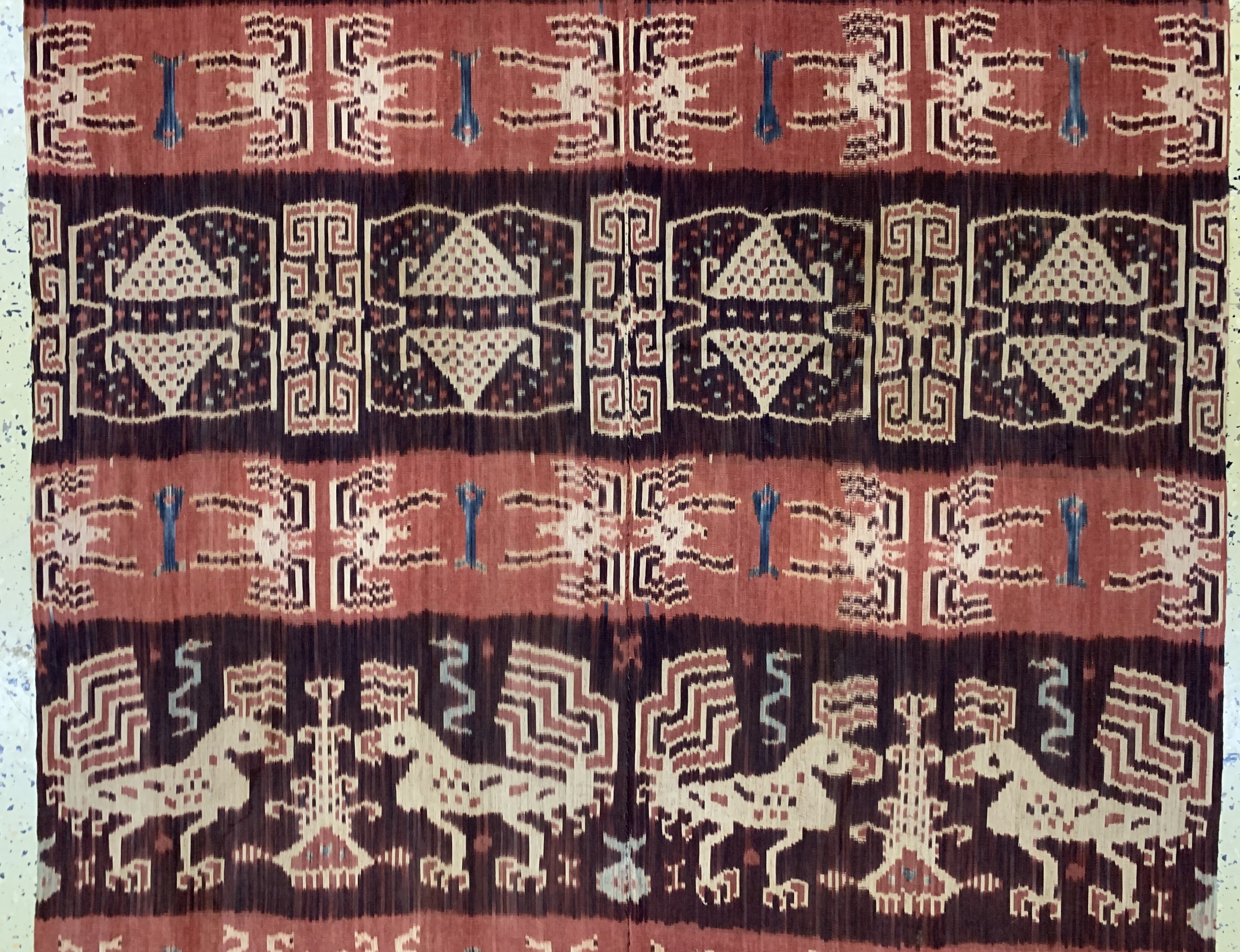 Detail b: Sumba"Ikat", Indonesien, Anfang 20.Jhd, Baumwolle, ca. 247 x 122 cm, EHZ: 2