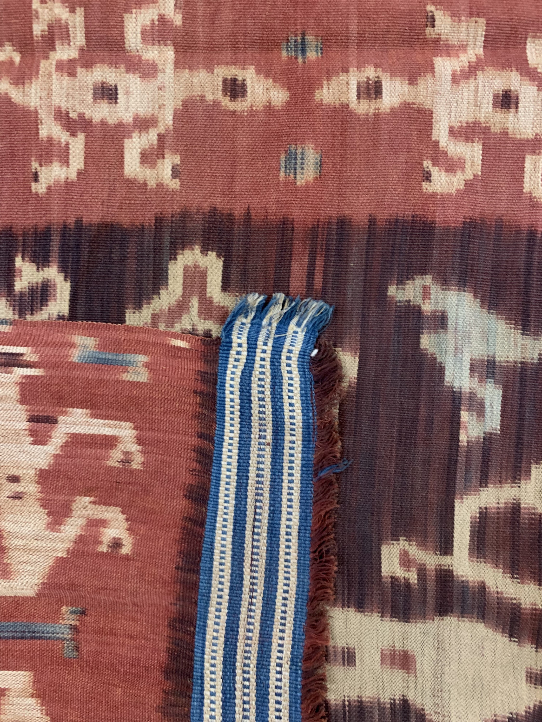 Detail e: Sumba"Ikat", Indonesien, Anfang 20.Jhd, Baumwolle, ca. 247 x 122 cm, EHZ: 2