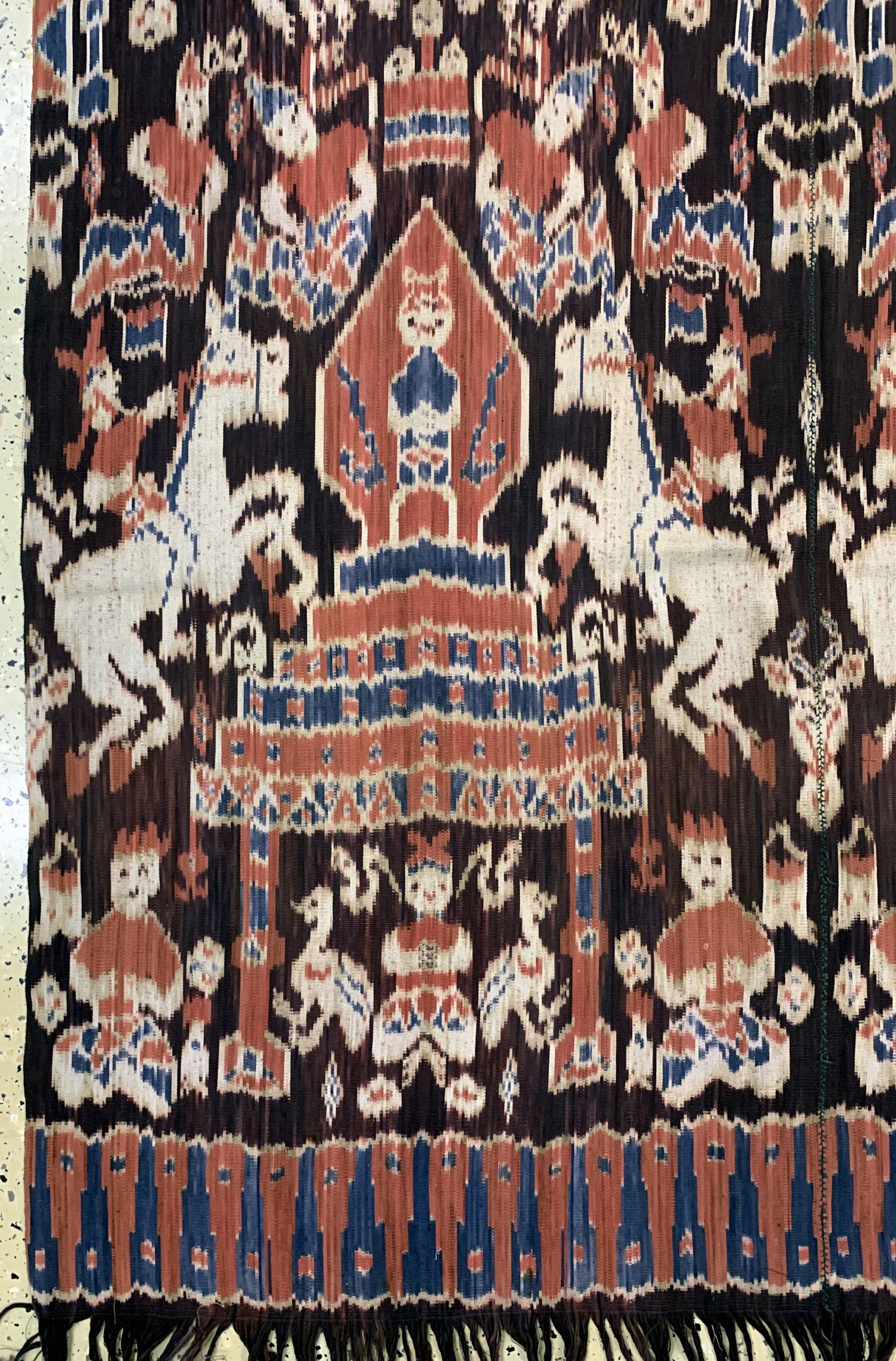Detail b: Sumba"Ikat", Indonesien, Anfang 20.Jhd, Baumwolle, ca. 266 x 143 cm, EHZ: 2
