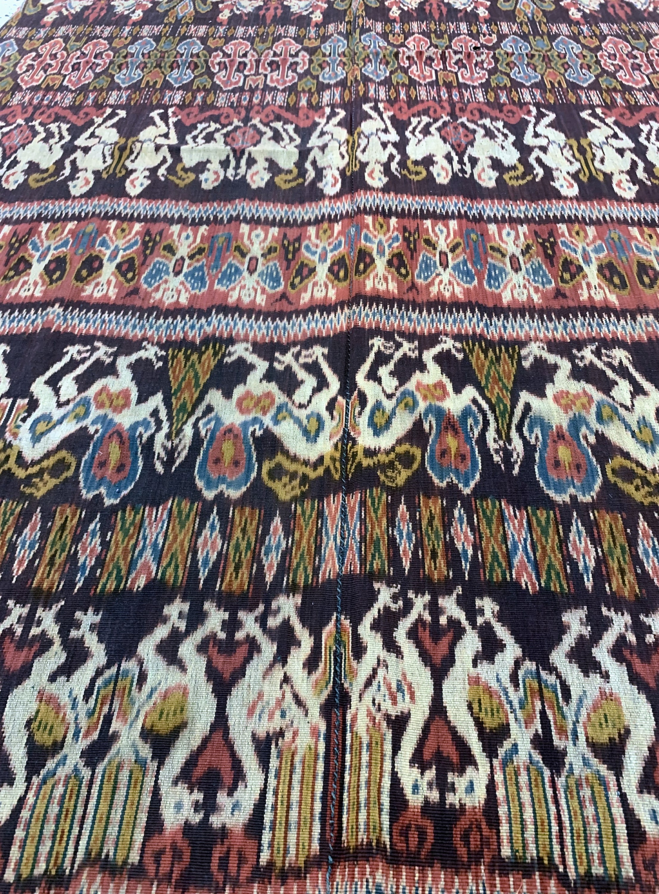Detail e: Sumba"Ikat", Indonesien, Anfang 20.Jhd, Baumwolle, ca. 279 x 115 cm, EHZ: 2