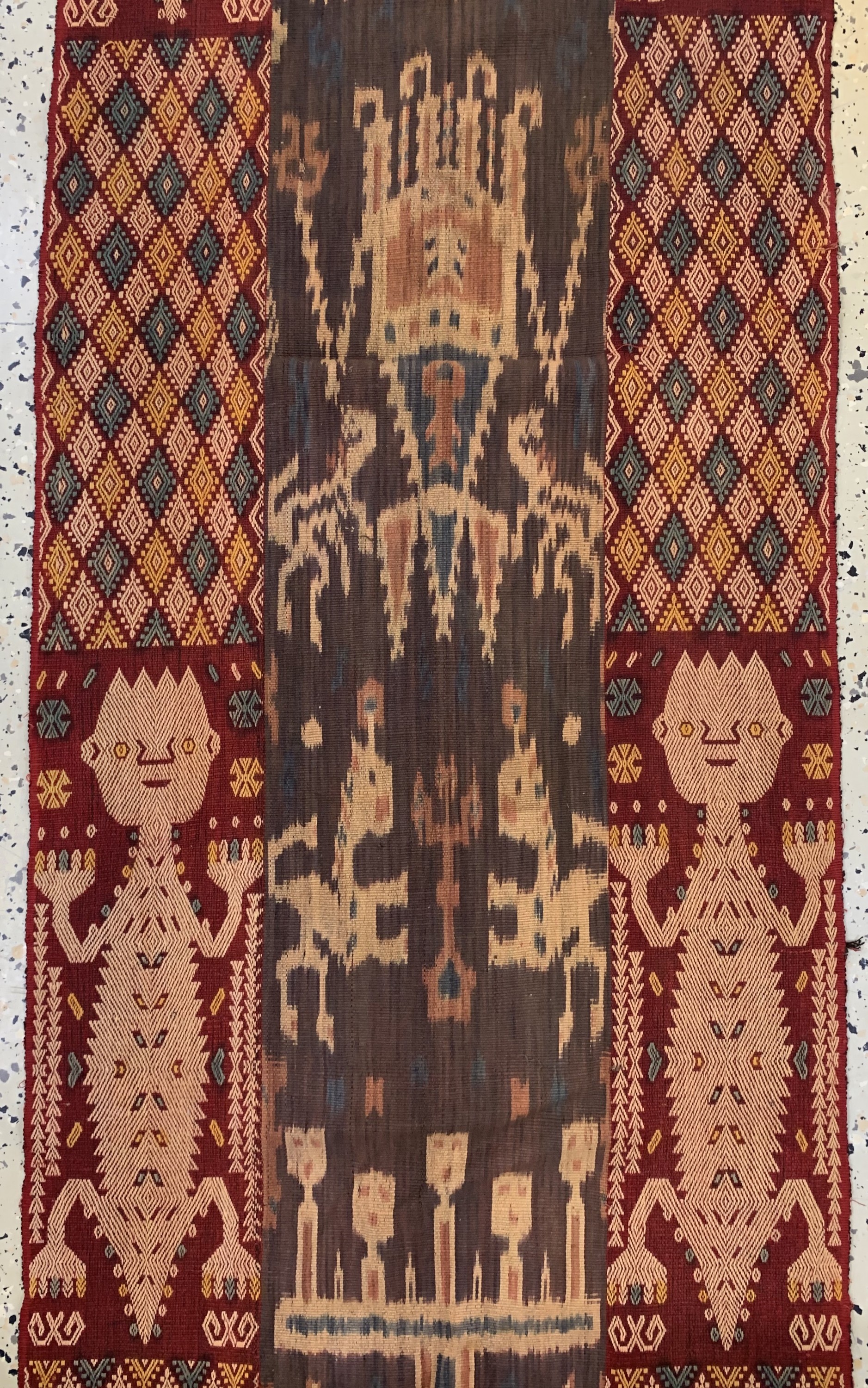 Detail b: Sumba"Ikat", Indonesien, Anfang 20.Jhd, Baumwolle, ca. 247 x 60 cm, EHZ: 2