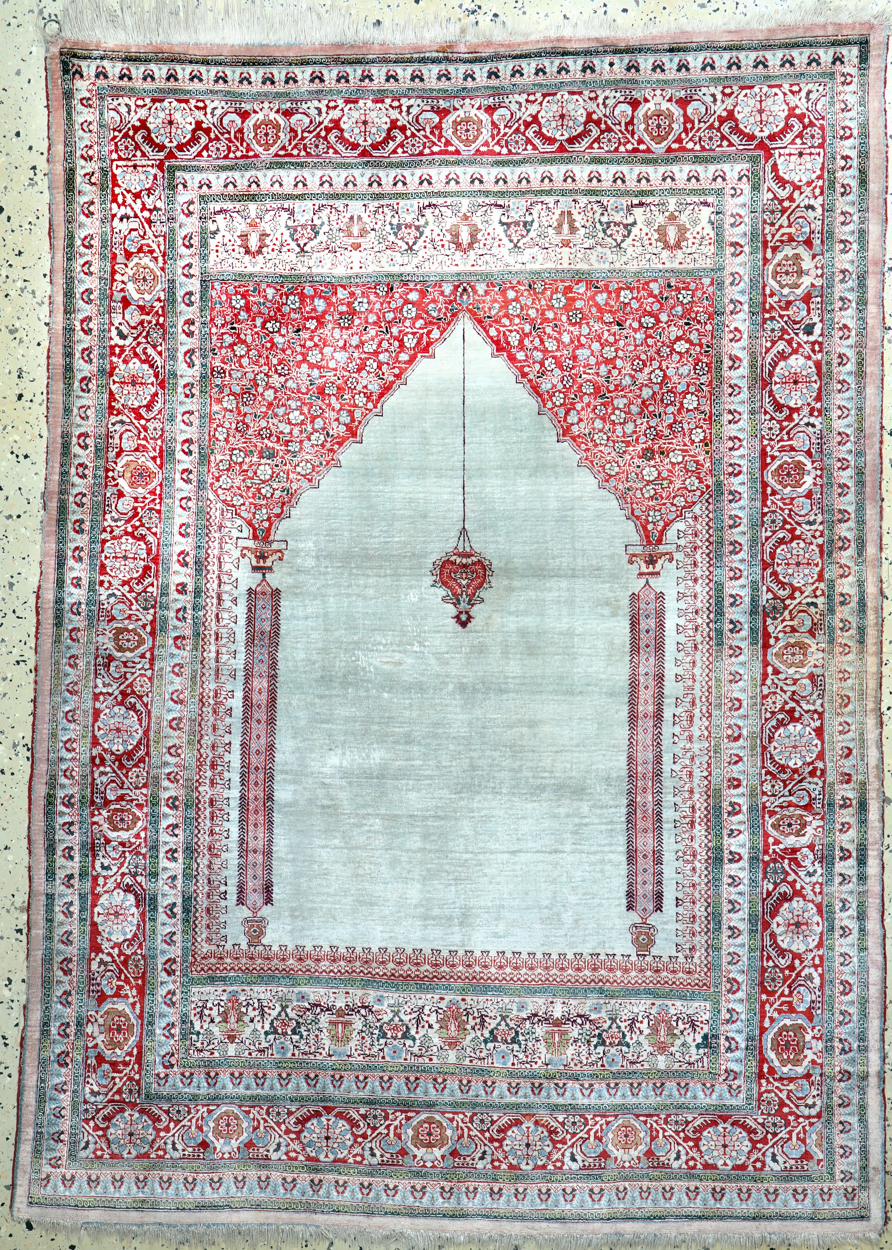 Seiden Täbriz antik, Persien, um 1900, reine Naturseide, ca. 167 x 120 cm, EHZ: 2-3 (kleine Restaurierungen)