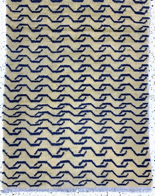 26993067b - ´Tigerteppich´, China, Anfang 20.Jhd, Wolleauf Baumwolle, ca. 198 x 86 cm, Mottenfraß, ...