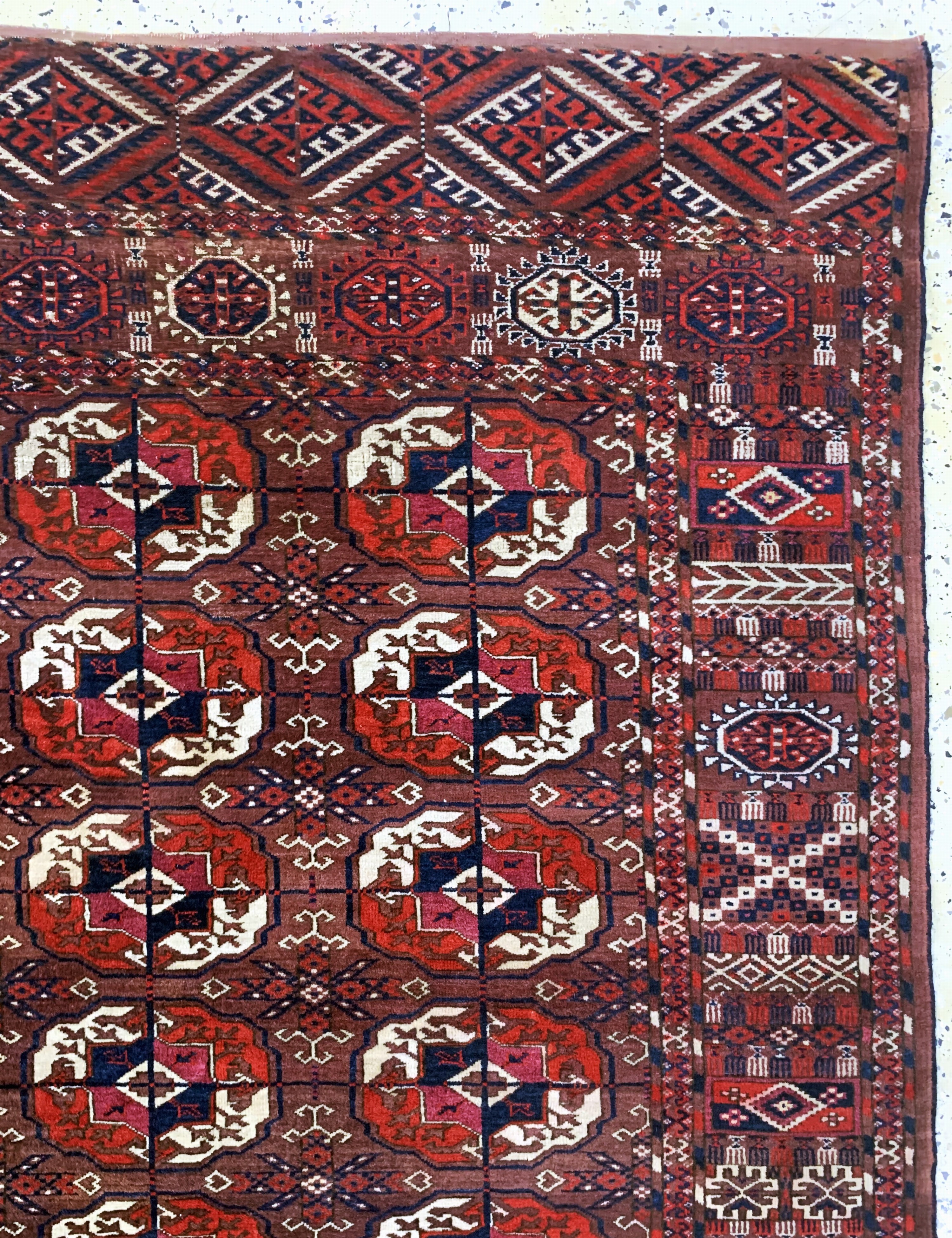 Detail d: Tekke"Hauptteppich"antik, Turkmenistan, 19.Jhd, Wolle auf Wolle, ca. 274 x 194 cm, EHZ: 2