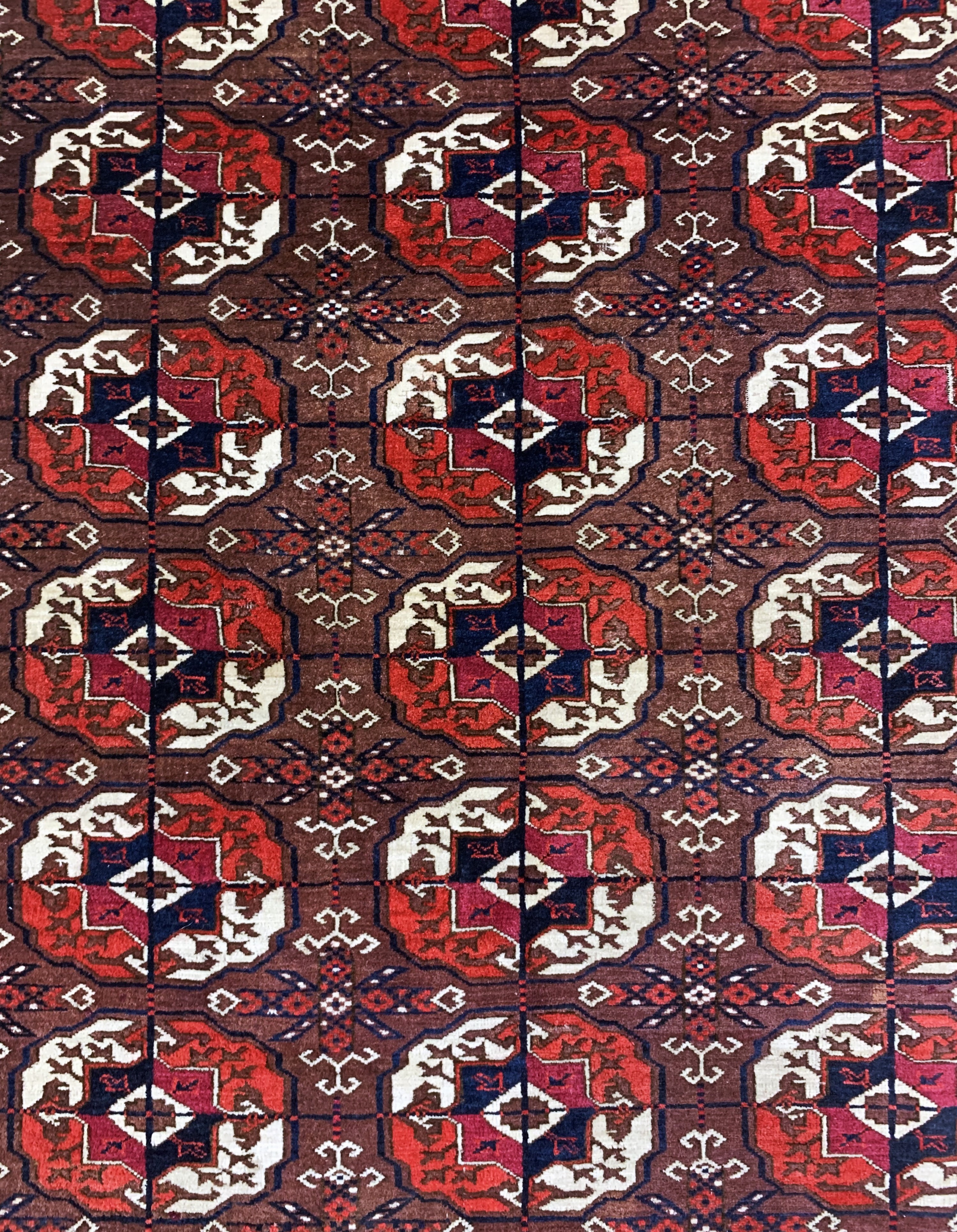 Detail e: Tekke"Hauptteppich"antik, Turkmenistan, 19.Jhd, Wolle auf Wolle, ca. 274 x 194 cm, EHZ: 2