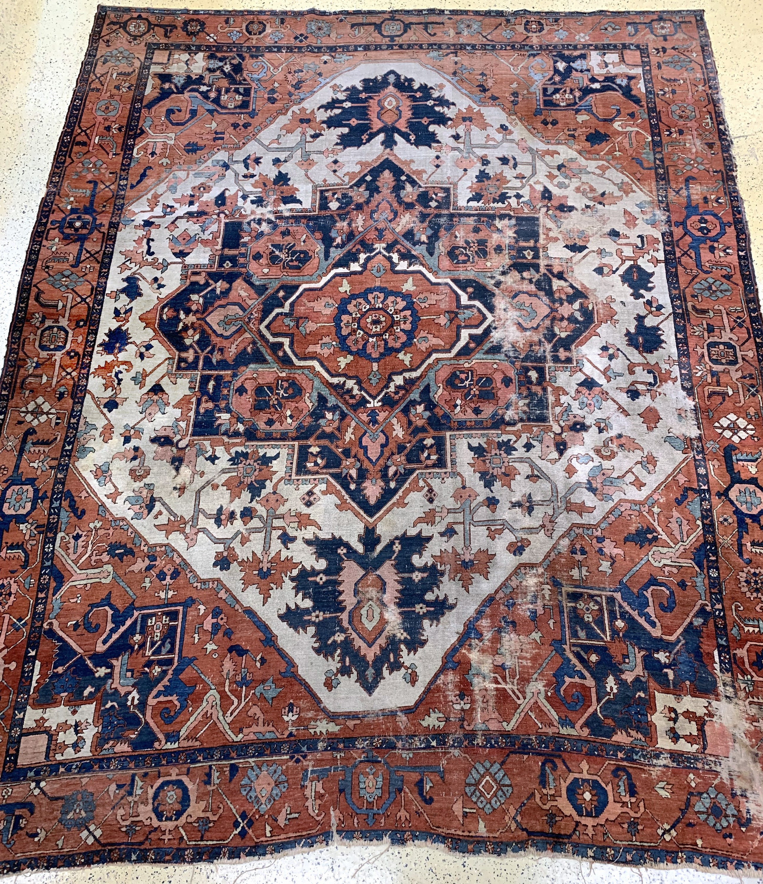 Image 26993140 - Antiker Heriz, Persien, 19.Jhd, Wolle auf Baumwolle, ca. 465 x 380 cm, EHZ: 4