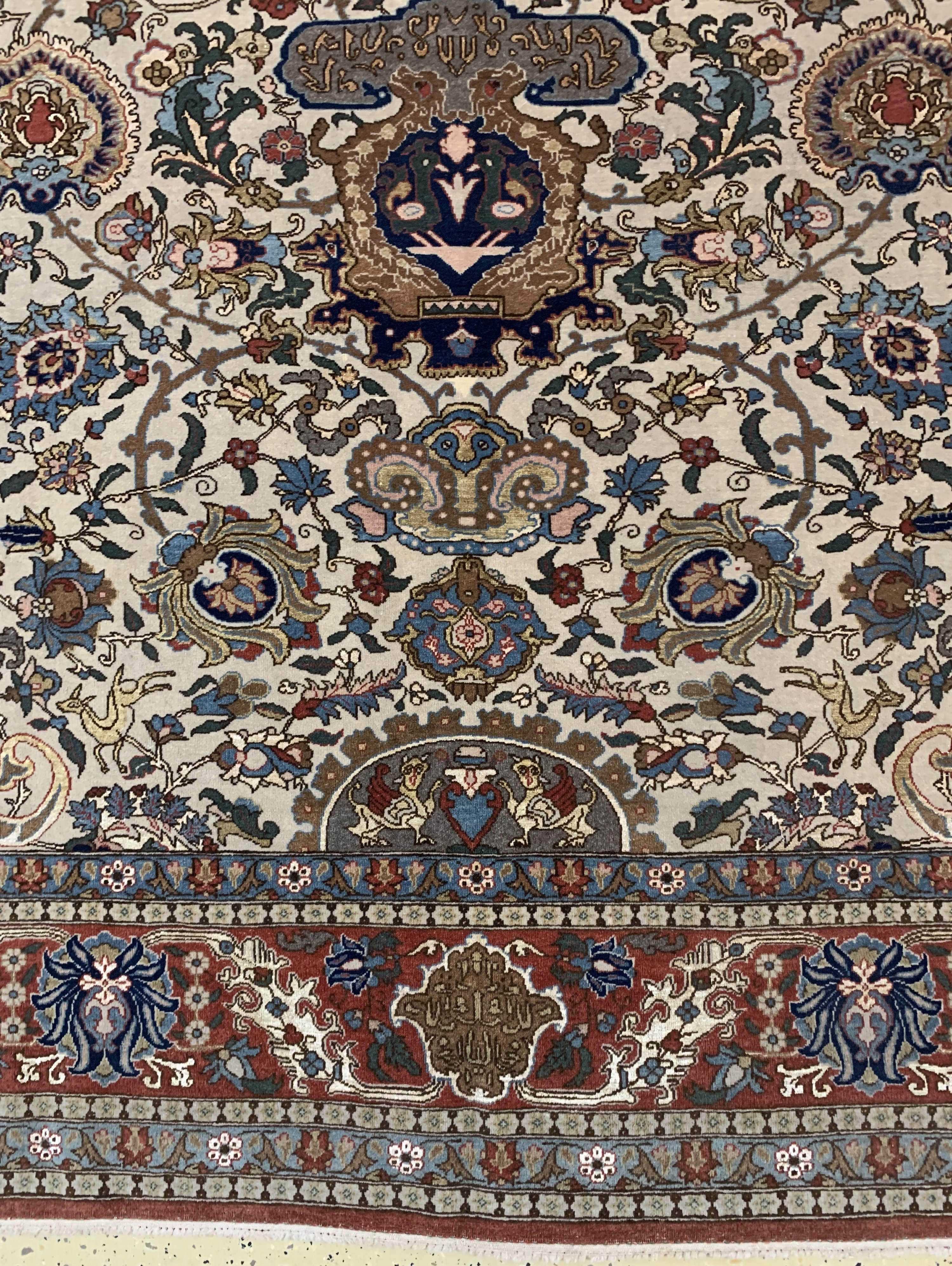 Detail b: Teheran"Part-Silk"fein alt, Persien, Anfang20.Jhd, Korkwolle mit Seide, ca. 360 x 270 cm,EHZ: 2