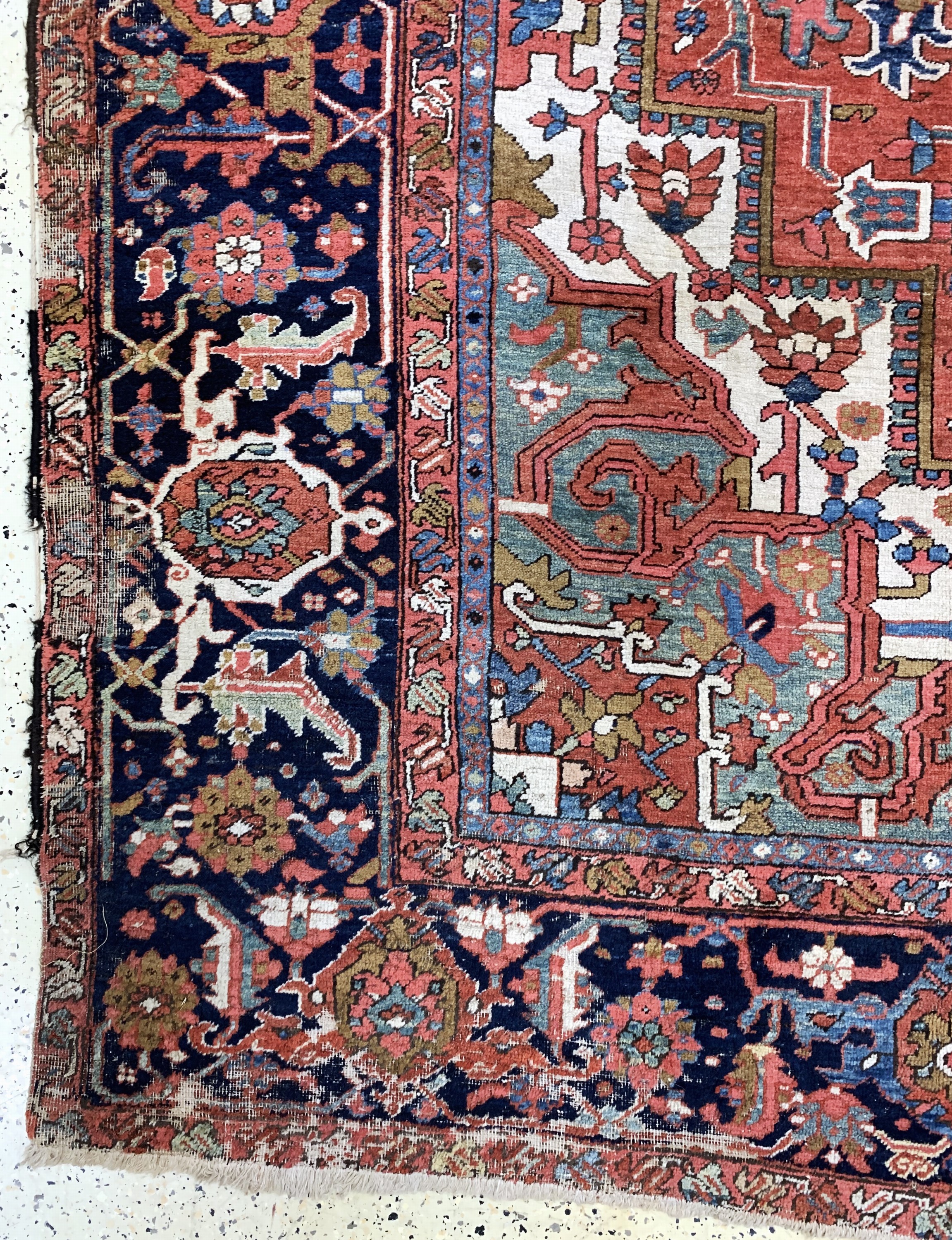 Detail c: Antiker Heriz, Persien, um 1900, Wolle auf Baumwolle, ca. 410 x 328 cm, EHZ: 4