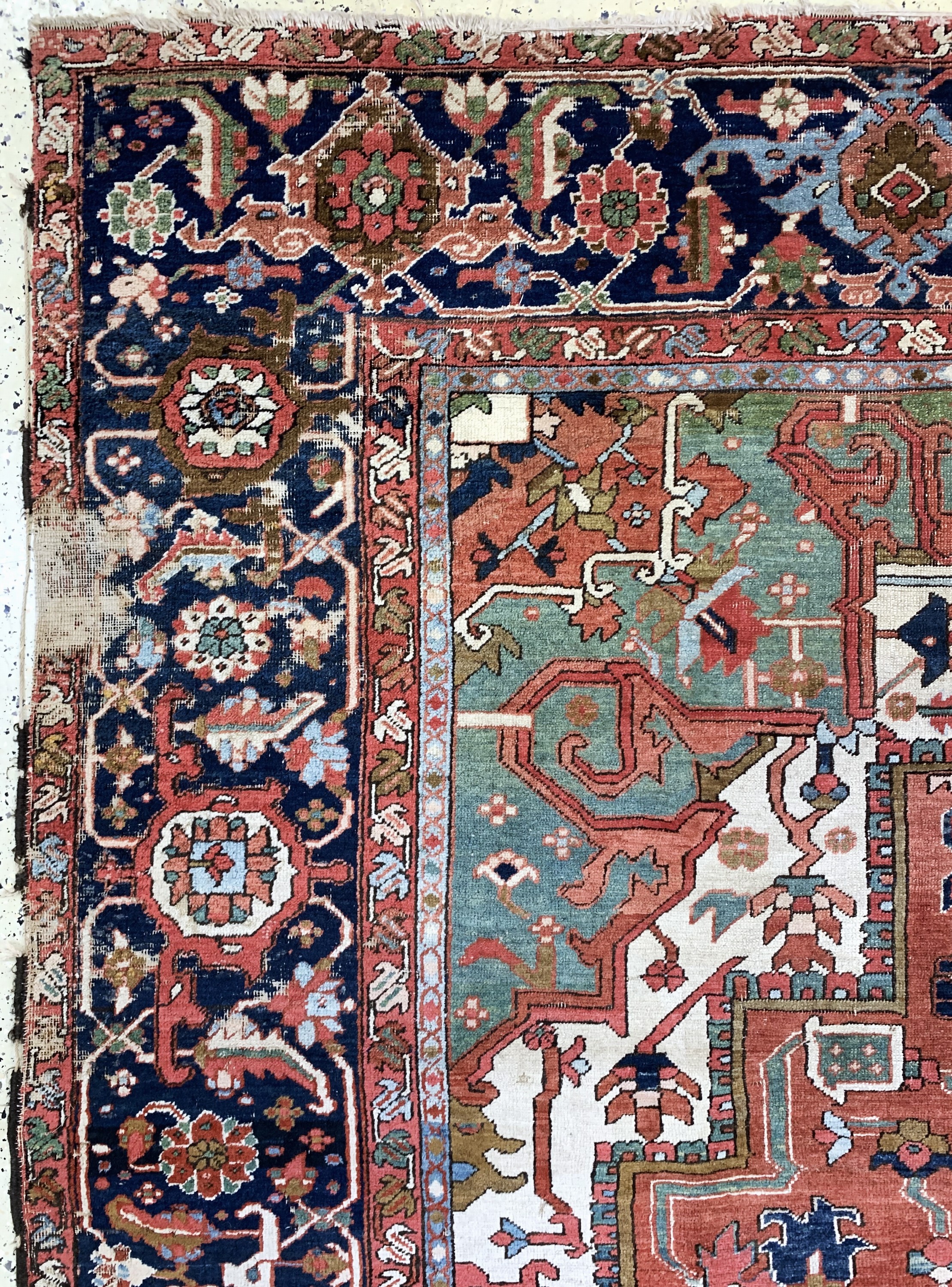 Detail g: Antiker Heriz, Persien, um 1900, Wolle auf Baumwolle, ca. 410 x 328 cm, EHZ: 4