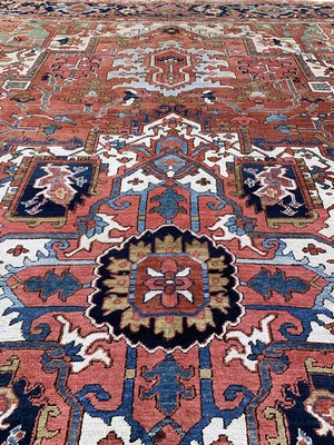 26993171j - Antiker Heriz, Persien, um 1900, Wolle auf Baumwolle, ca. 410 x 328 cm, EHZ: 4