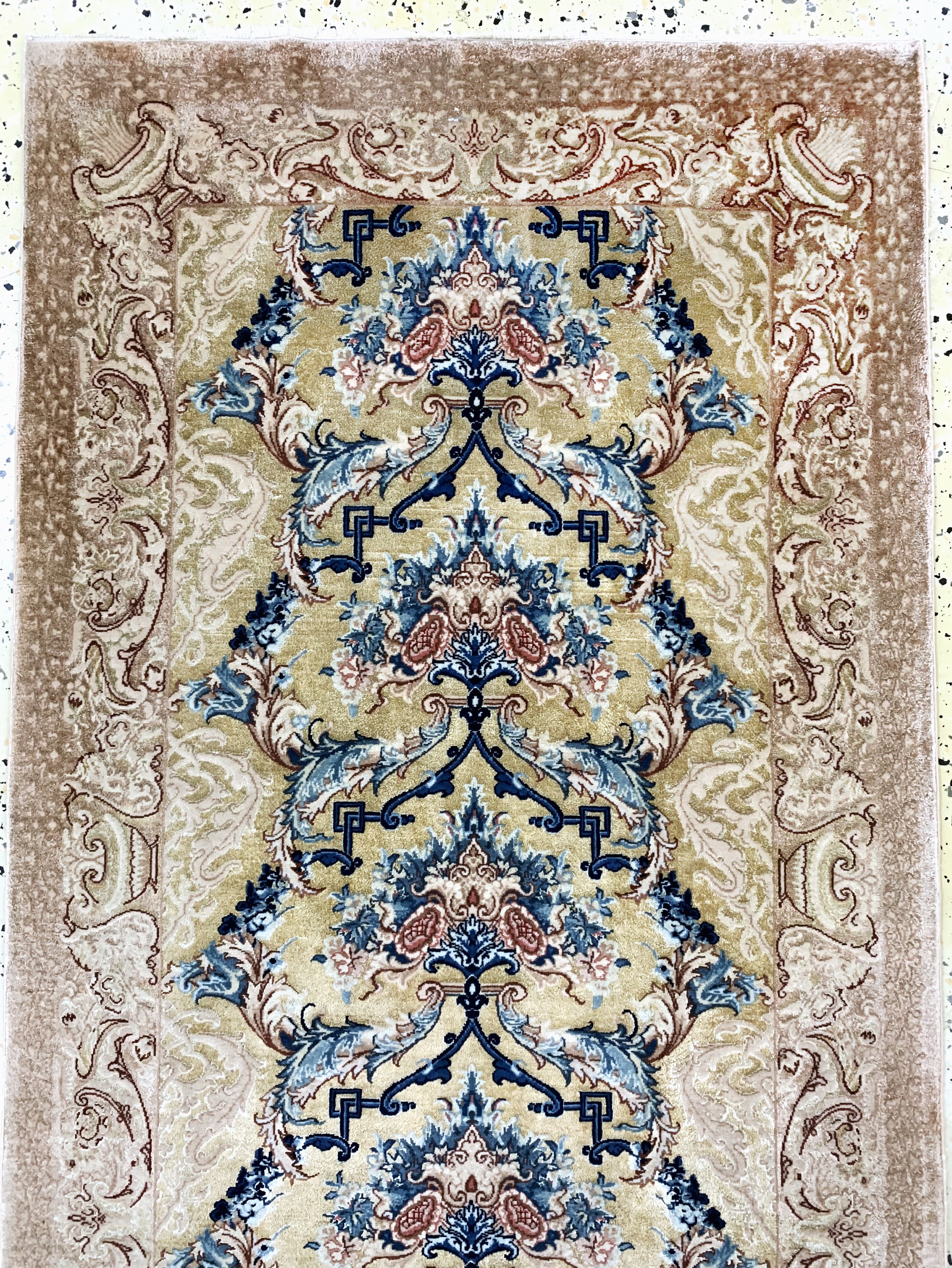 Detail a: Esfahan fein"Seidengrund", Persien, signiert"Mohaghegh",um 1950-1960, Korkwolle mit und auf Seide, ca. 186 x 74 cm, ca. 1,0 Mio. ...