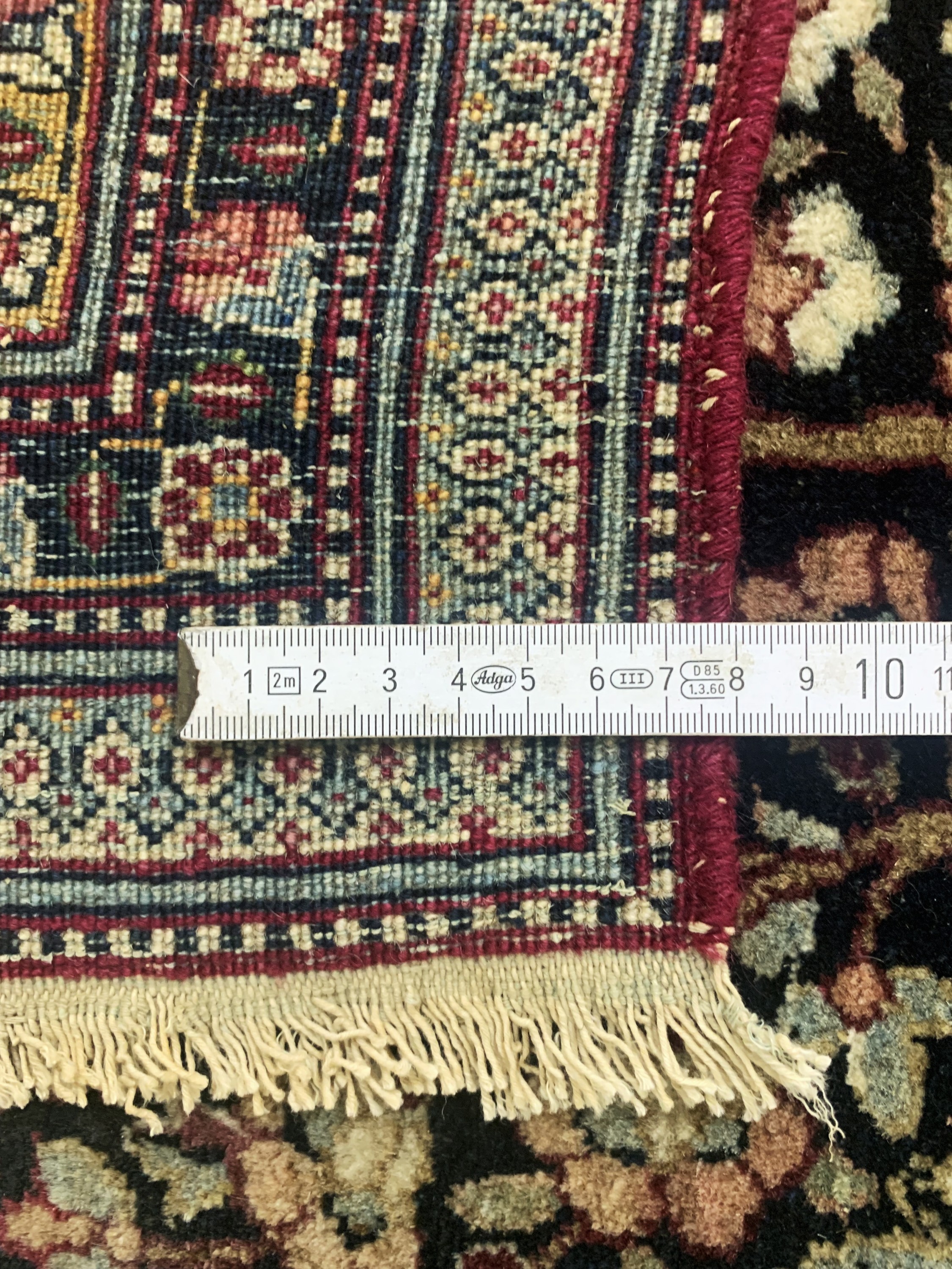 Detail h: Antiker Teheran"Lebensbaum", Persien, um 1900, Wolle auf Baumwolle, ca. 225 x 140 cm, EHZ: 2