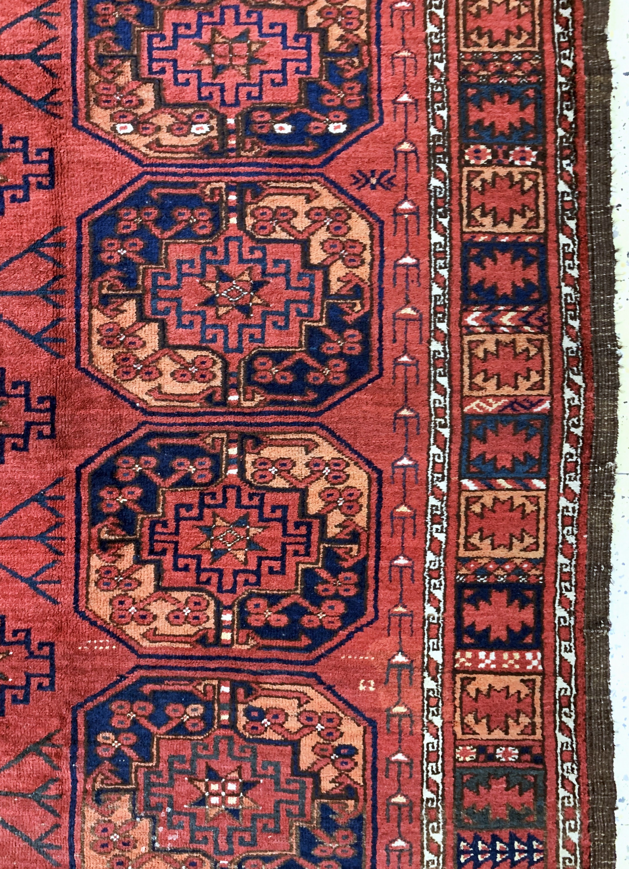 Detail f: Ersari"Hauptteppich"antik, Turkmenistan, 19.Jhd, Wolle auf Wolle, ca. 265 x 230 cm, EHZ: 3